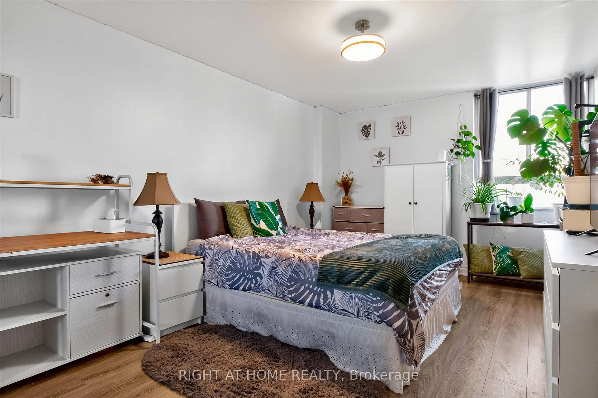 Photo 30 of Unit 2407, 3 Massey Square, Toronto, Crescent Town — HOMEH