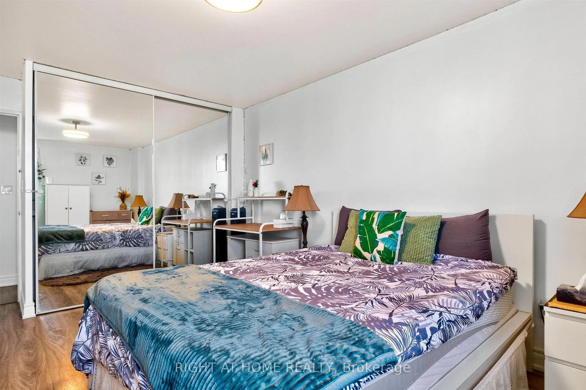 Photo 32 of Unit 2407, 3 Massey Square, Toronto, Crescent Town — HOMEH