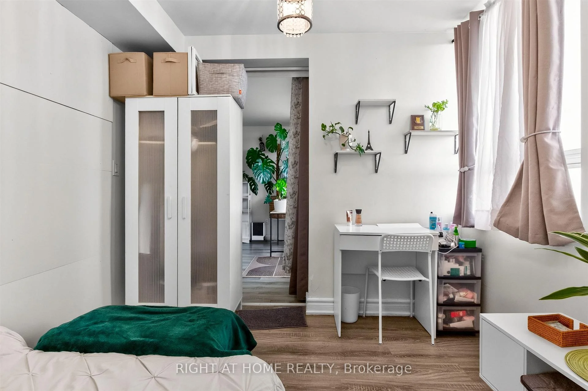 Photo 38 of Unit 2407, 3 Massey Square, Toronto, Crescent Town — HOMEH