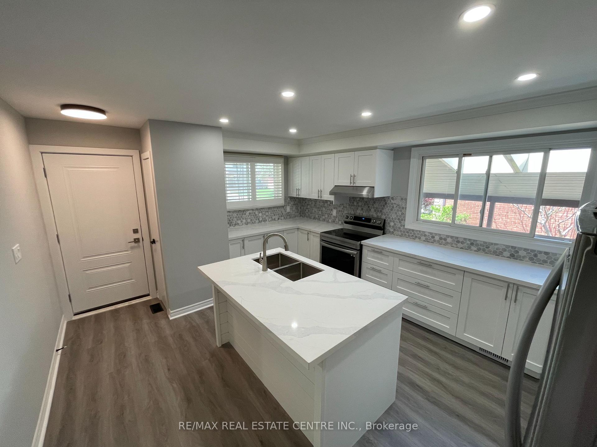 Photo 2 of Unit Upper, 37 Goldfinch Rd, Hamilton, Bruleville — HOMEH