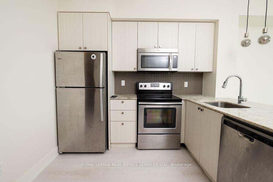 Photo 16 of Unit 2008, 88 Sheppard Avenue E, North York, Willowdale East — HOMEH
