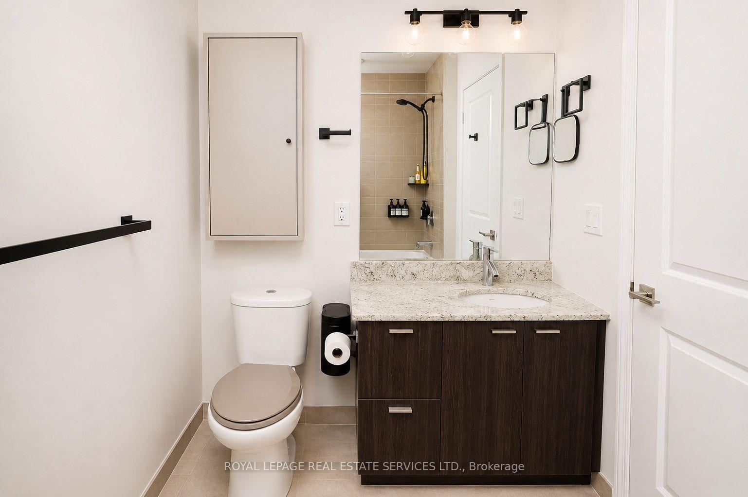 Photo 33 of Unit 2008, 88 Sheppard Avenue E, North York, Willowdale East — HOMEH