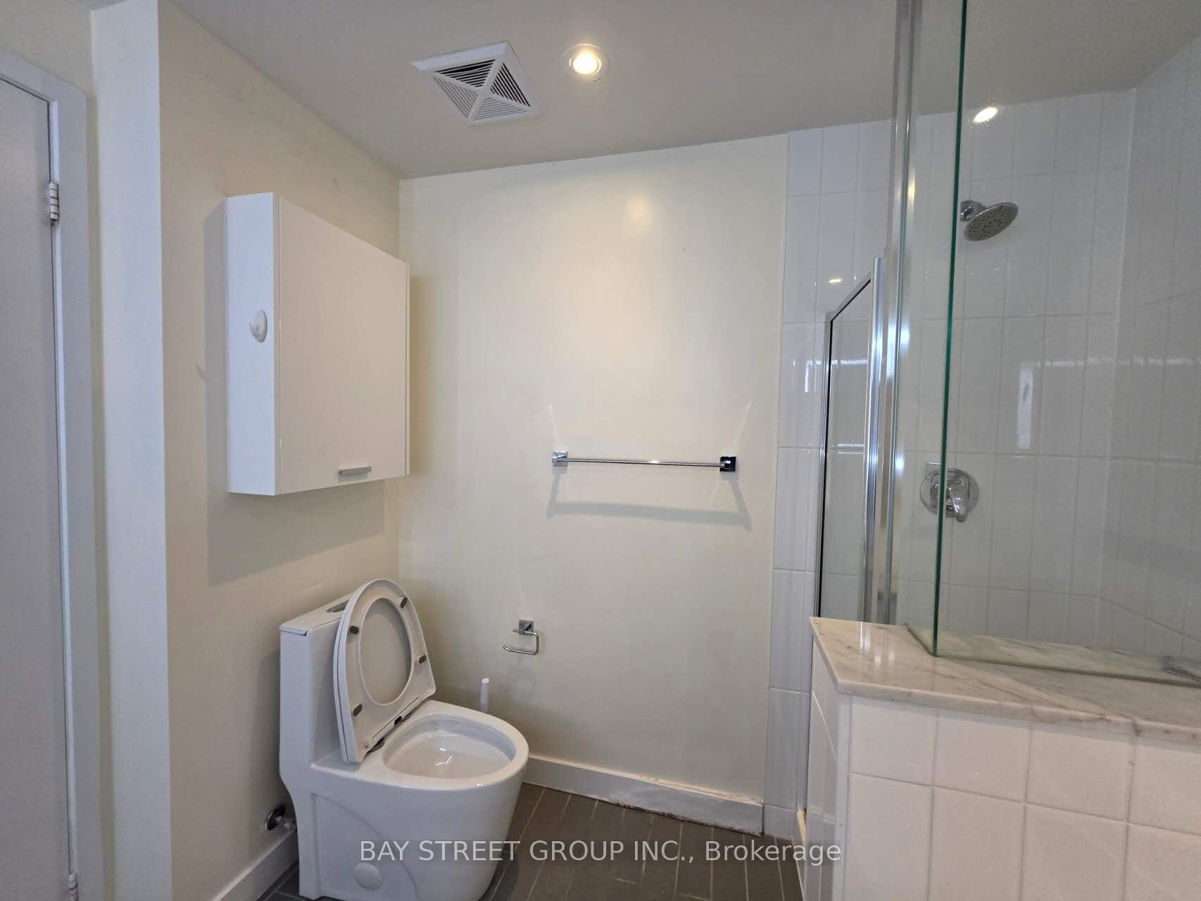 Photo 18 of Unit TH 3, 29 Singer Court, North York, Bayview Village — HOMEH