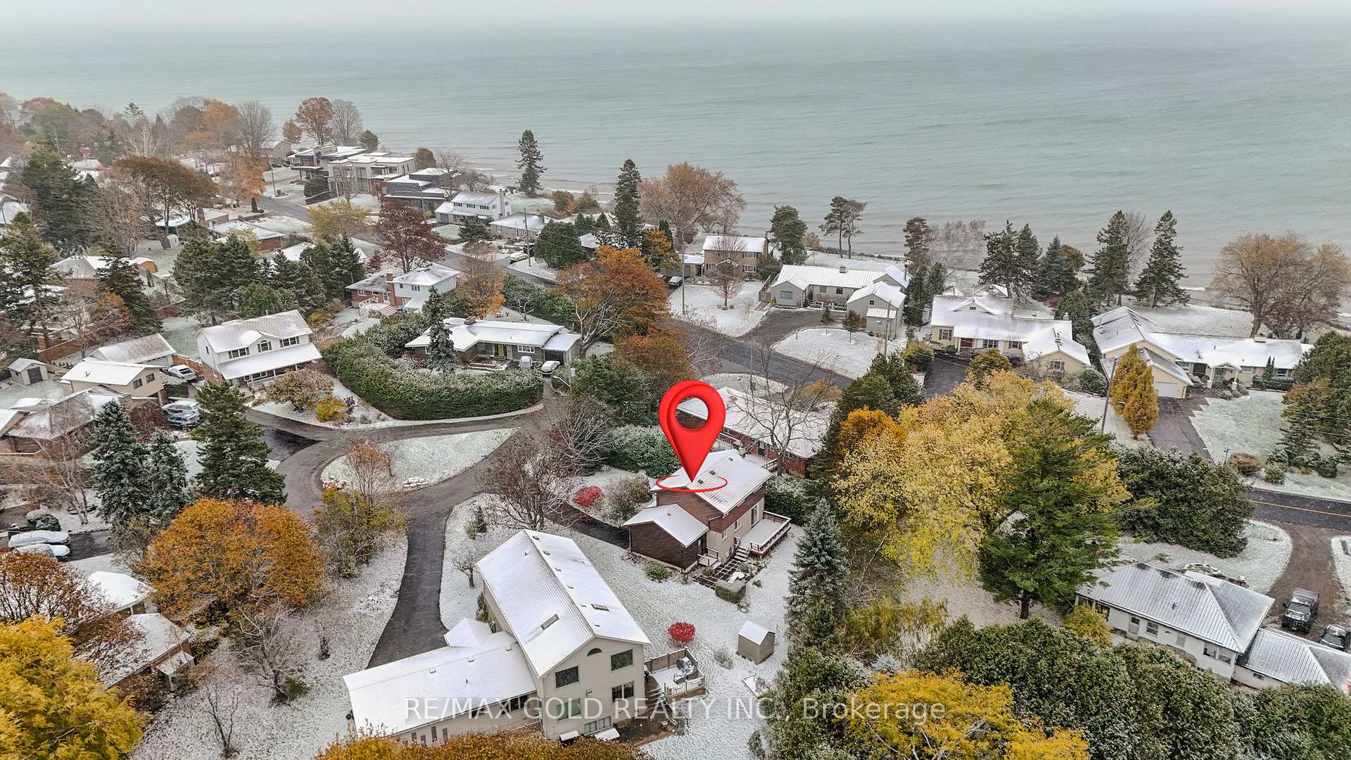 Photo 2 of 3 St Lawrence Place, Cobourg — HOMEH