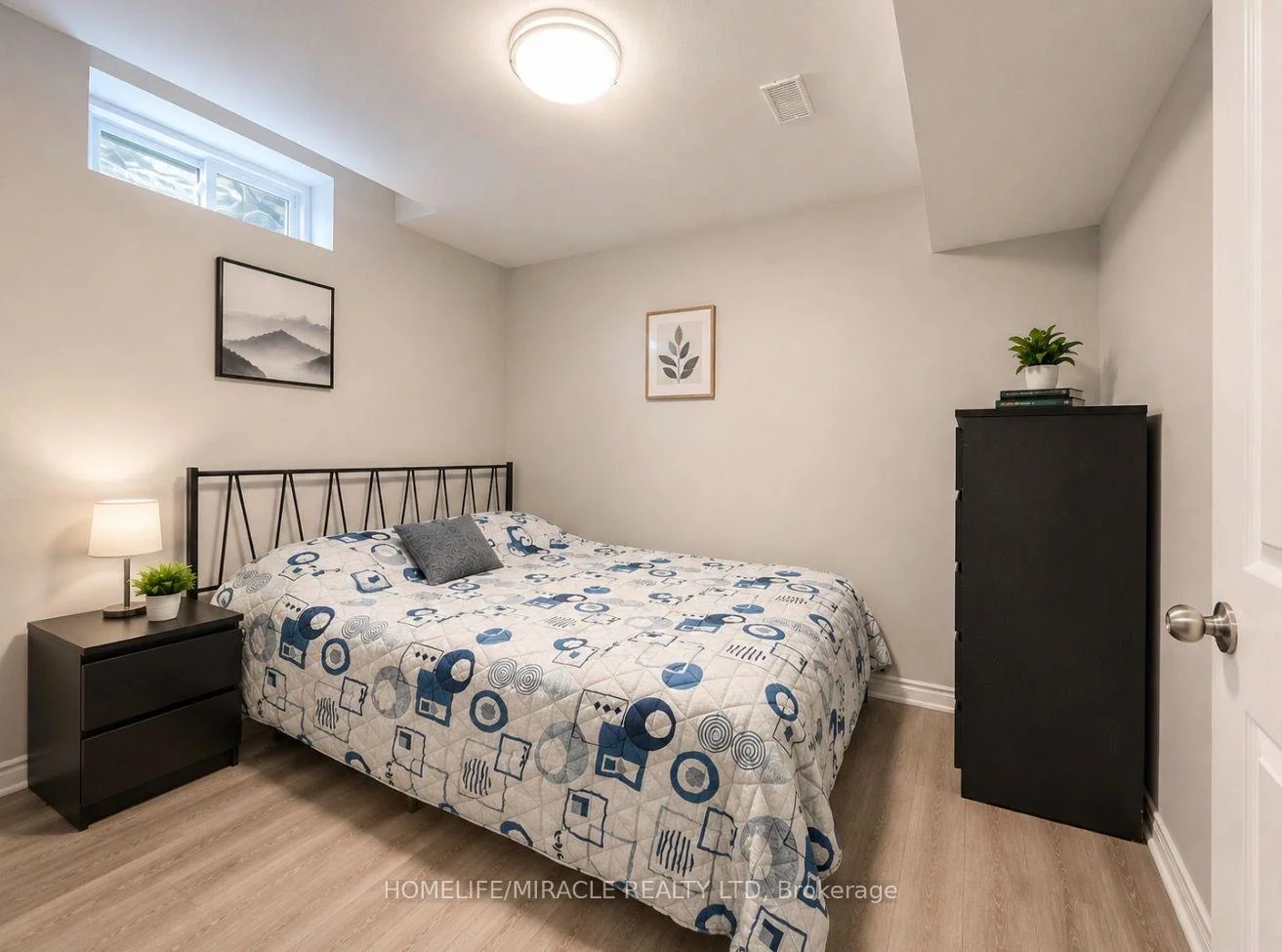 Photo 18 of Unit #BSMT, 5437 Royal Aberdeen Drive, Mississauga, Hurontario — HOMEH