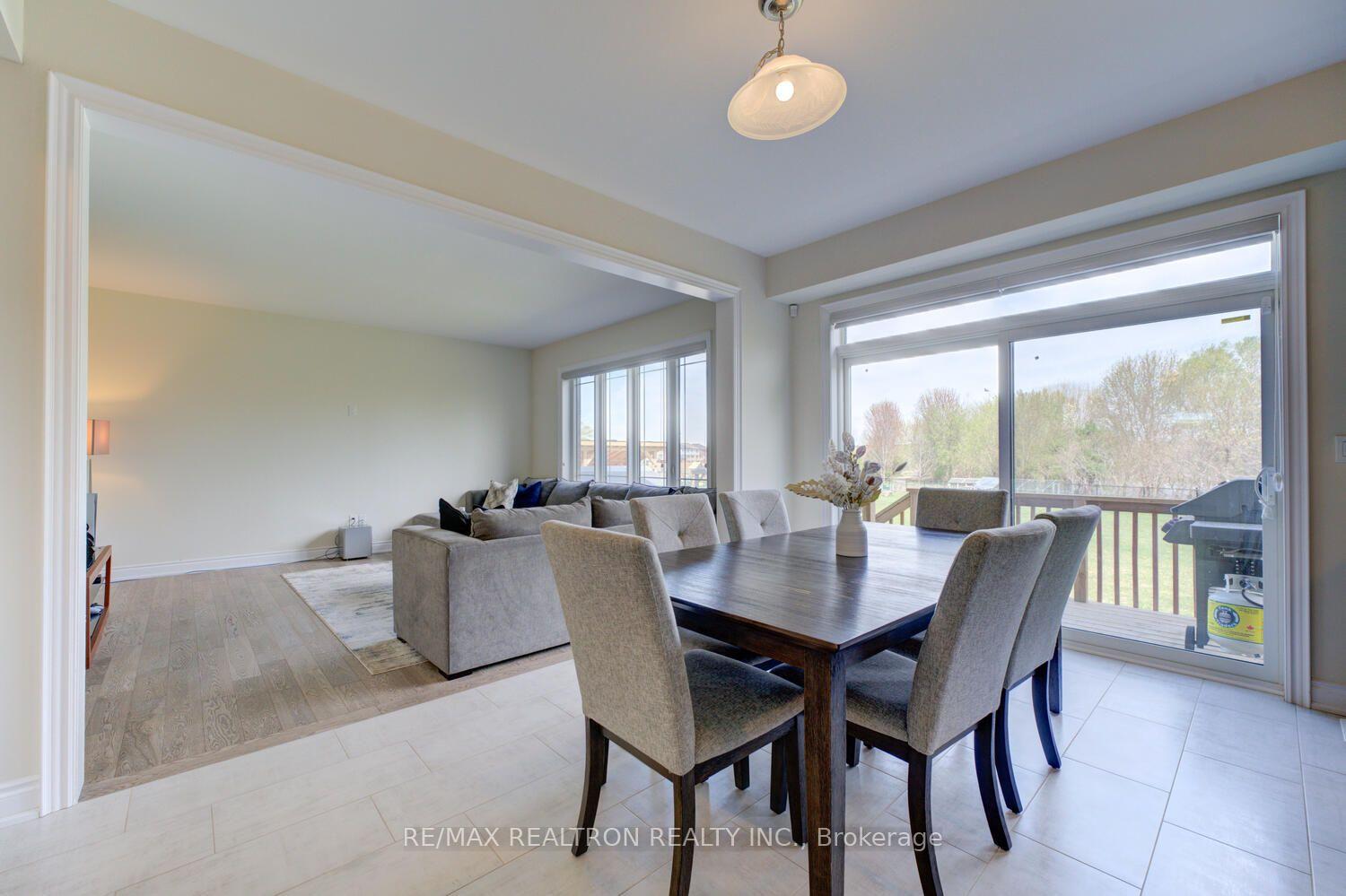 Photo 14 of 372 Blackburn Drive, Brantford, Empire — HOMEH