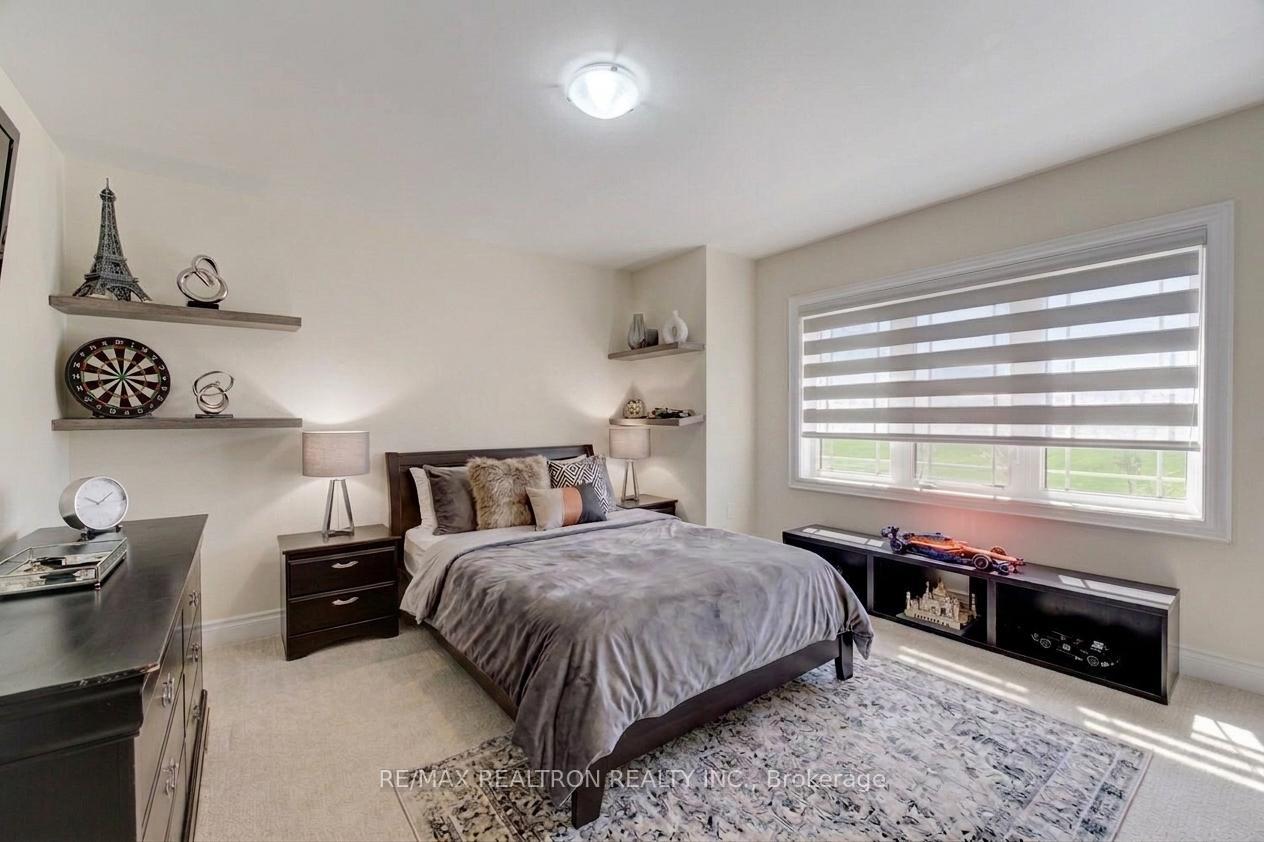 Photo 29 of 372 Blackburn Drive, Brantford, Empire — HOMEH