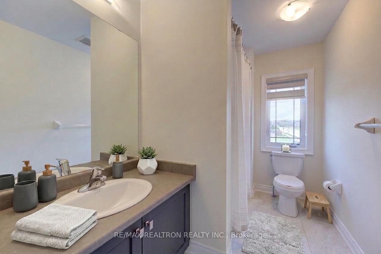 Photo 30 of 372 Blackburn Drive, Brantford, Empire — HOMEH