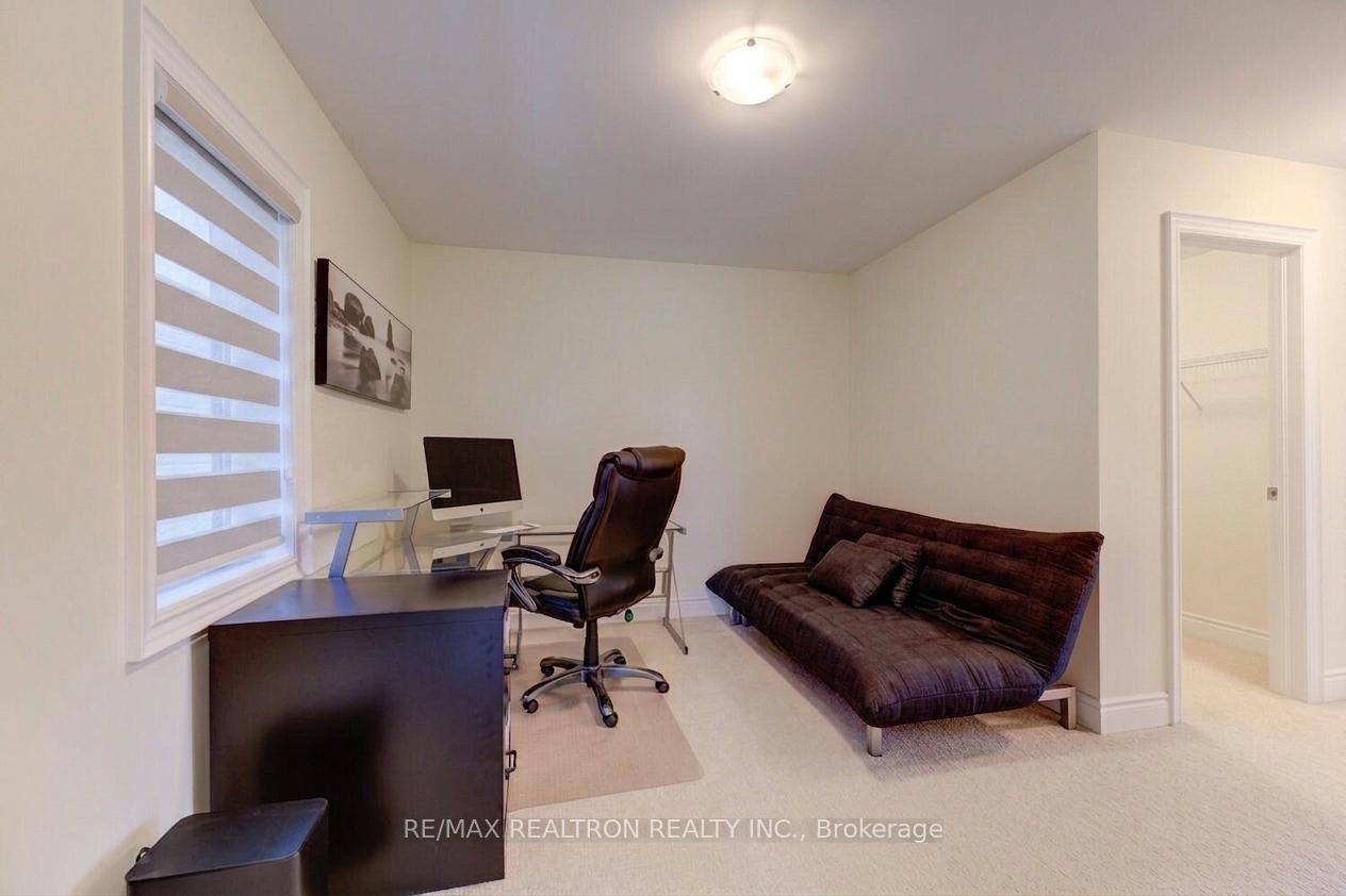 Photo 33 of 372 Blackburn Drive, Brantford, Empire — HOMEH