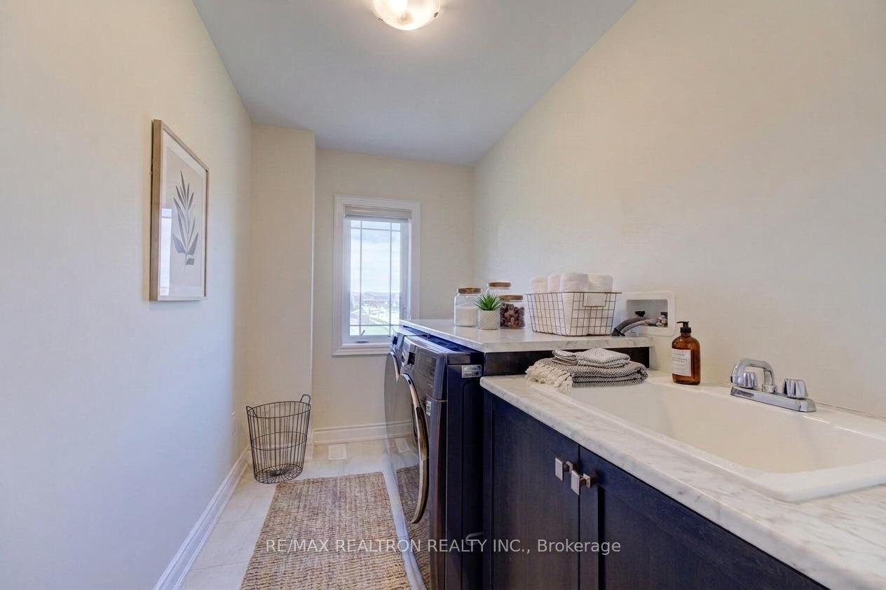 Photo 35 of 372 Blackburn Drive, Brantford, Empire — HOMEH