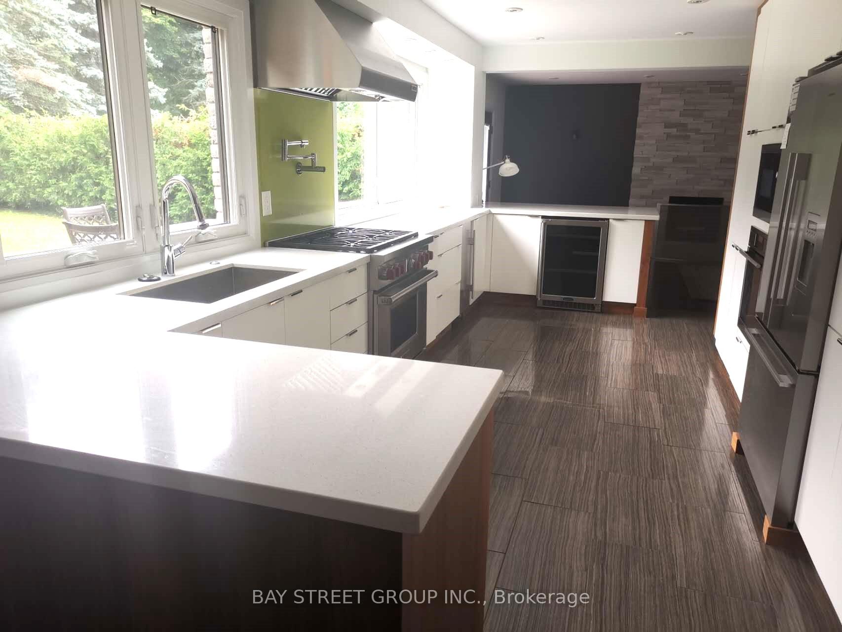 Photo 13 of 24 Avondale Crescent, Markham, Markham Village — HOMEH