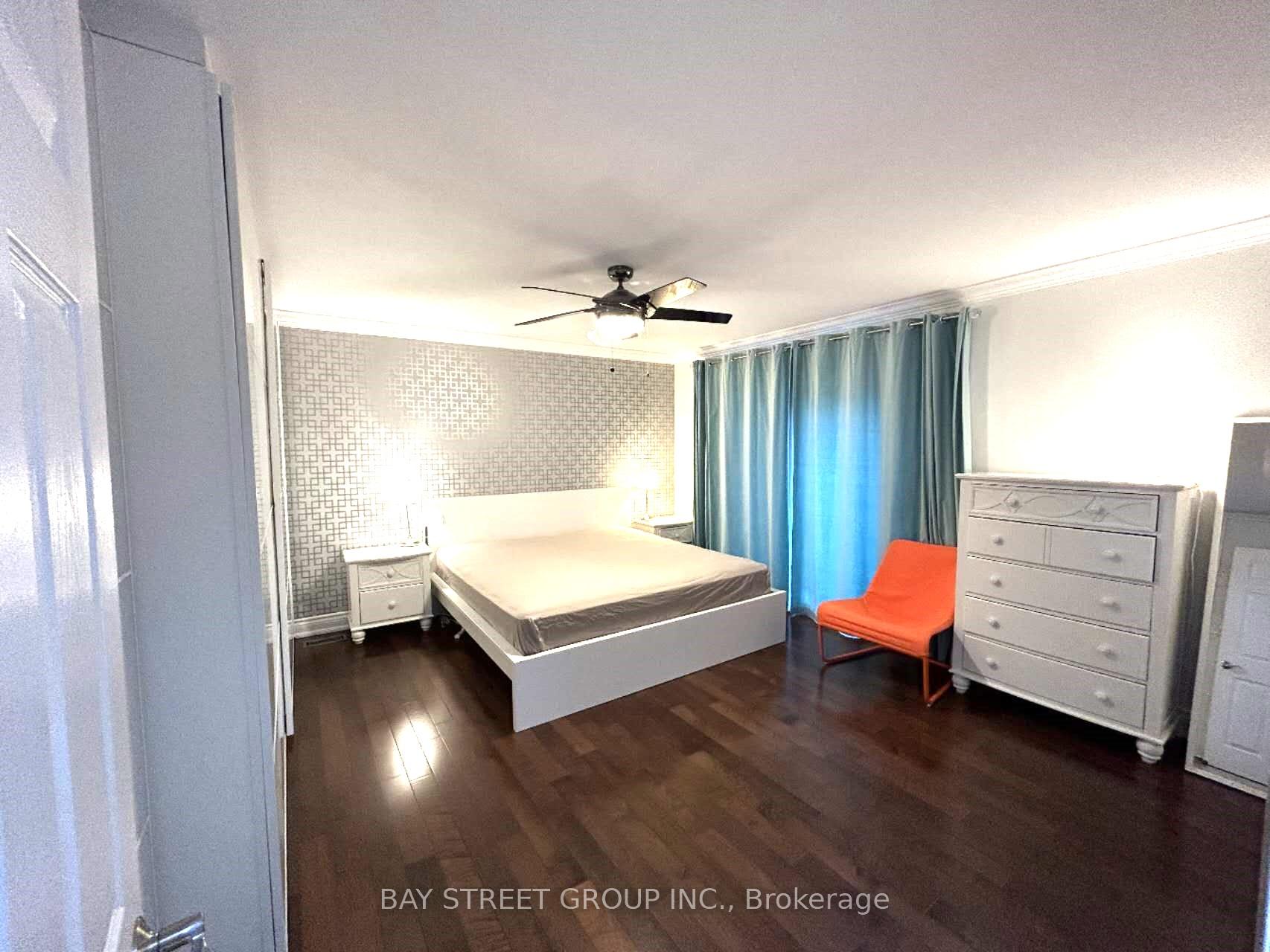 Photo 26 of 24 Avondale Crescent, Markham, Markham Village — HOMEH