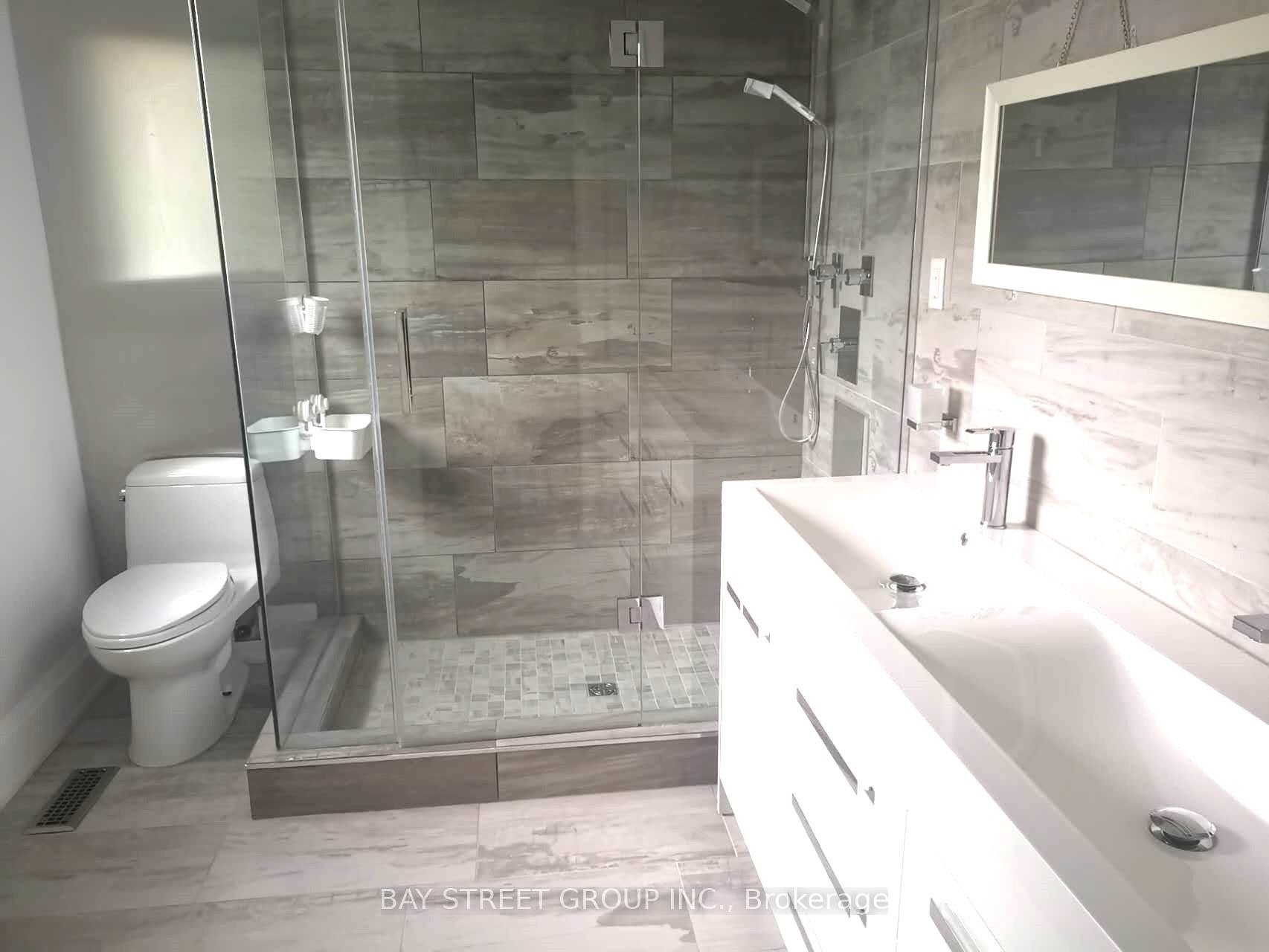 Photo 27 of 24 Avondale Crescent, Markham, Markham Village — HOMEH