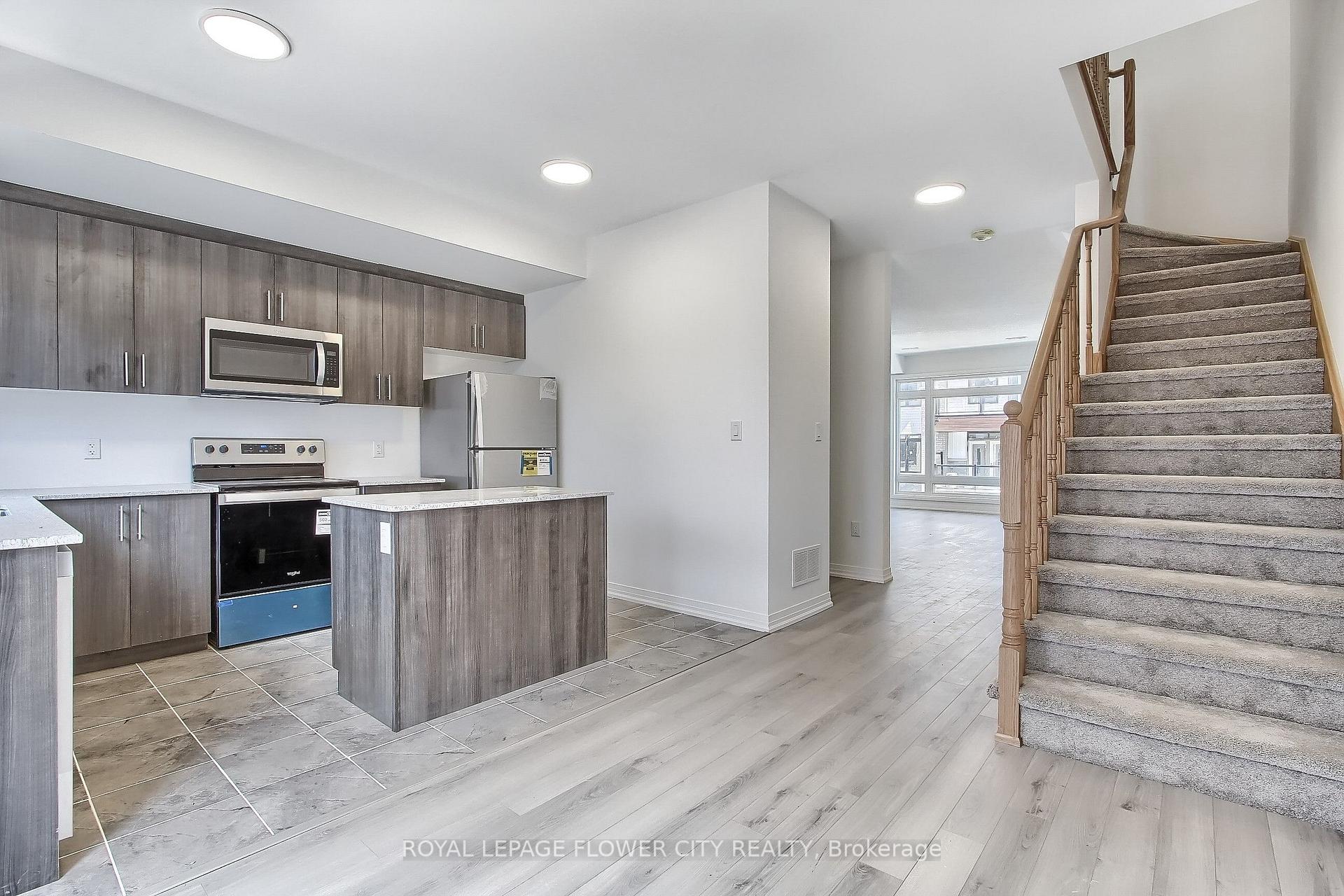 Photo 17 of 33 Sidney Rose Common, St. Catharines, Glendale/Glenridge — HOMEH