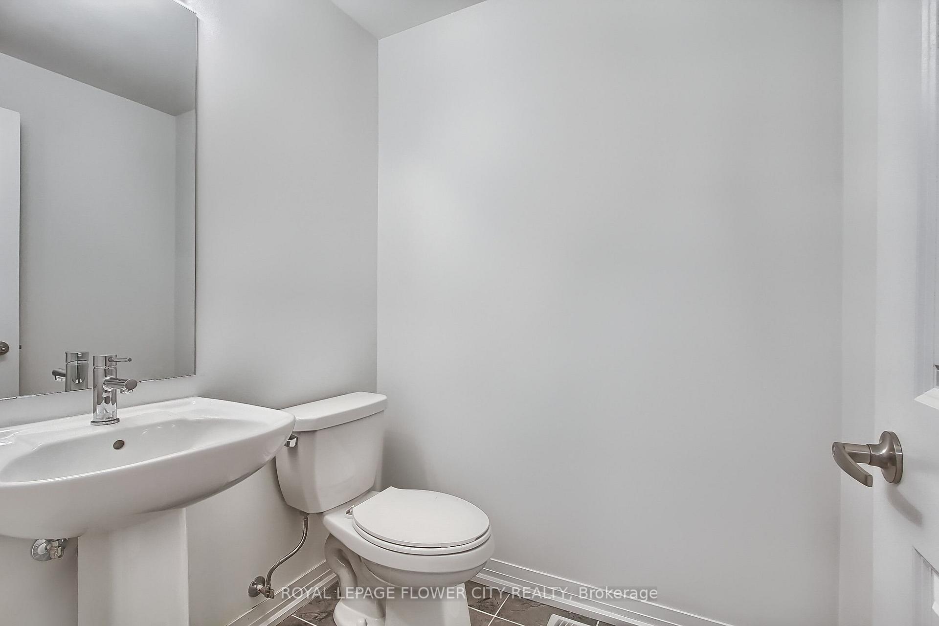 Photo 19 of 33 Sidney Rose Common, St. Catharines, Glendale/Glenridge — HOMEH