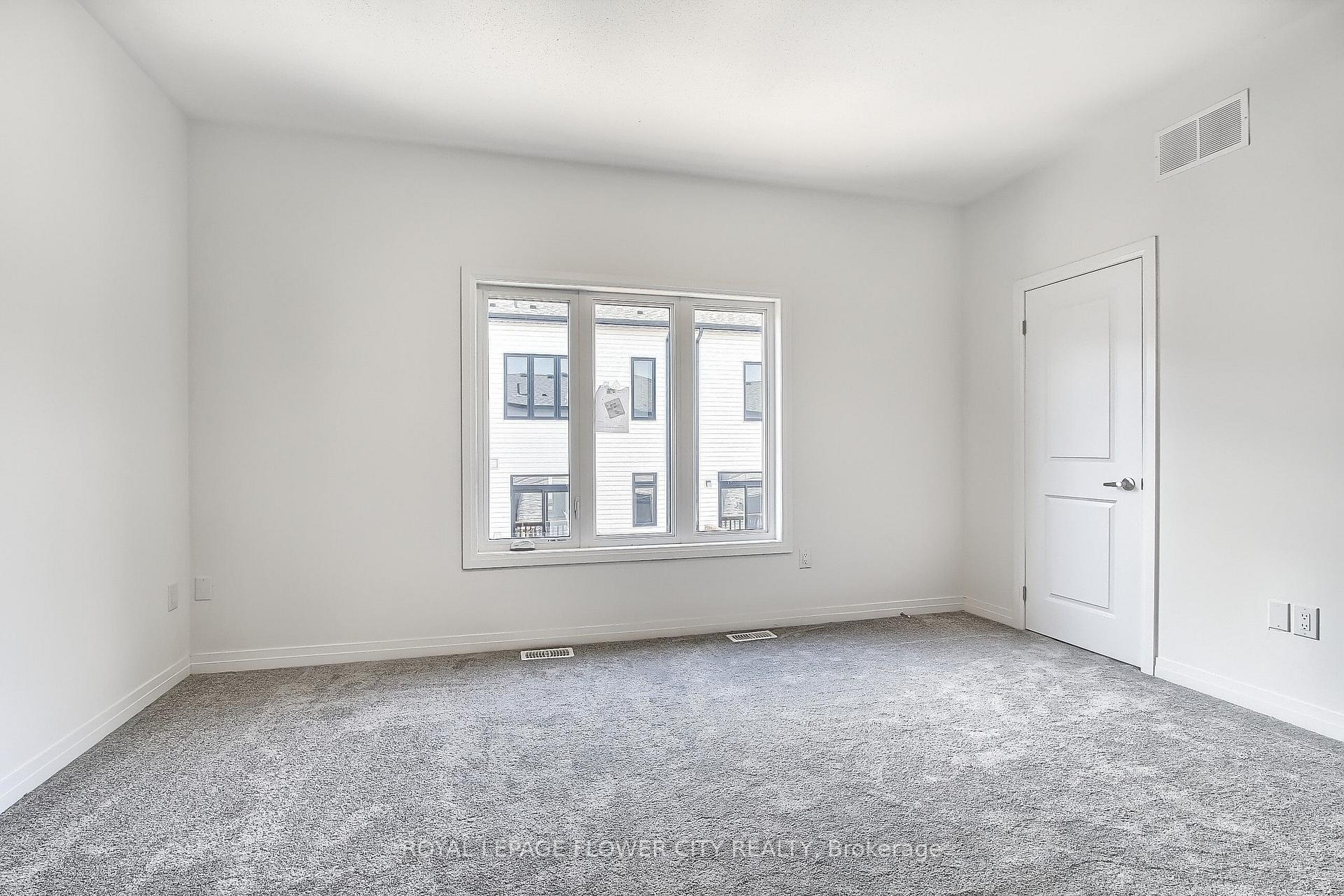 Photo 22 of 33 Sidney Rose Common, St. Catharines, Glendale/Glenridge — HOMEH