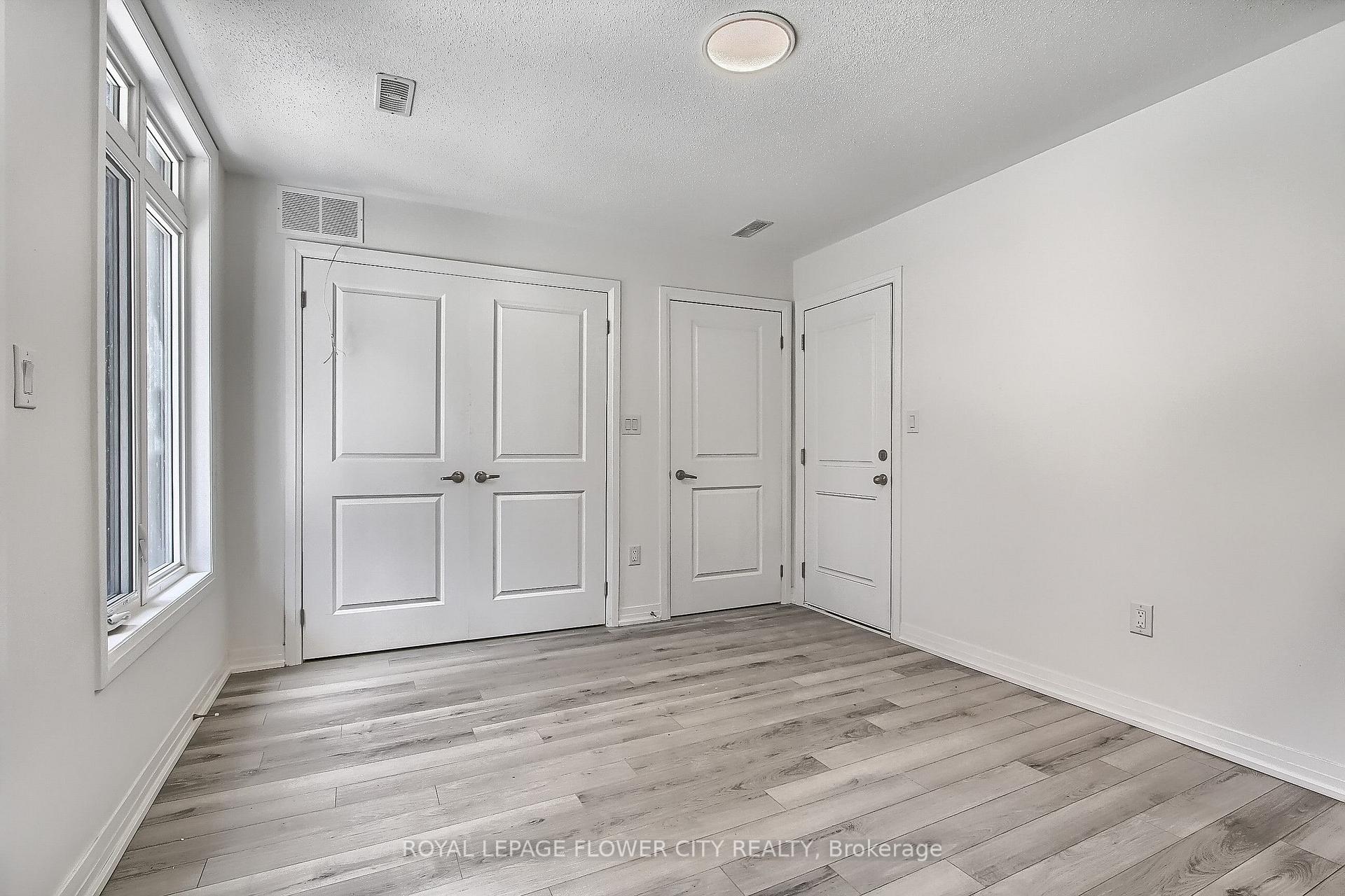 Photo 38 of 33 Sidney Rose Common, St. Catharines, Glendale/Glenridge — HOMEH