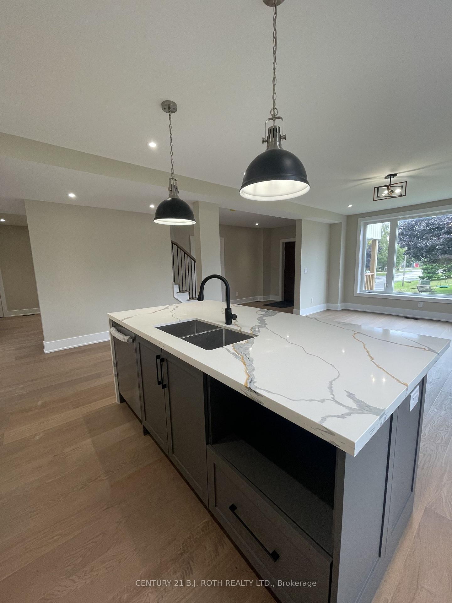 Photo 7 of 9 Bertram Drive, Springwater, Elmvale — HOMEH