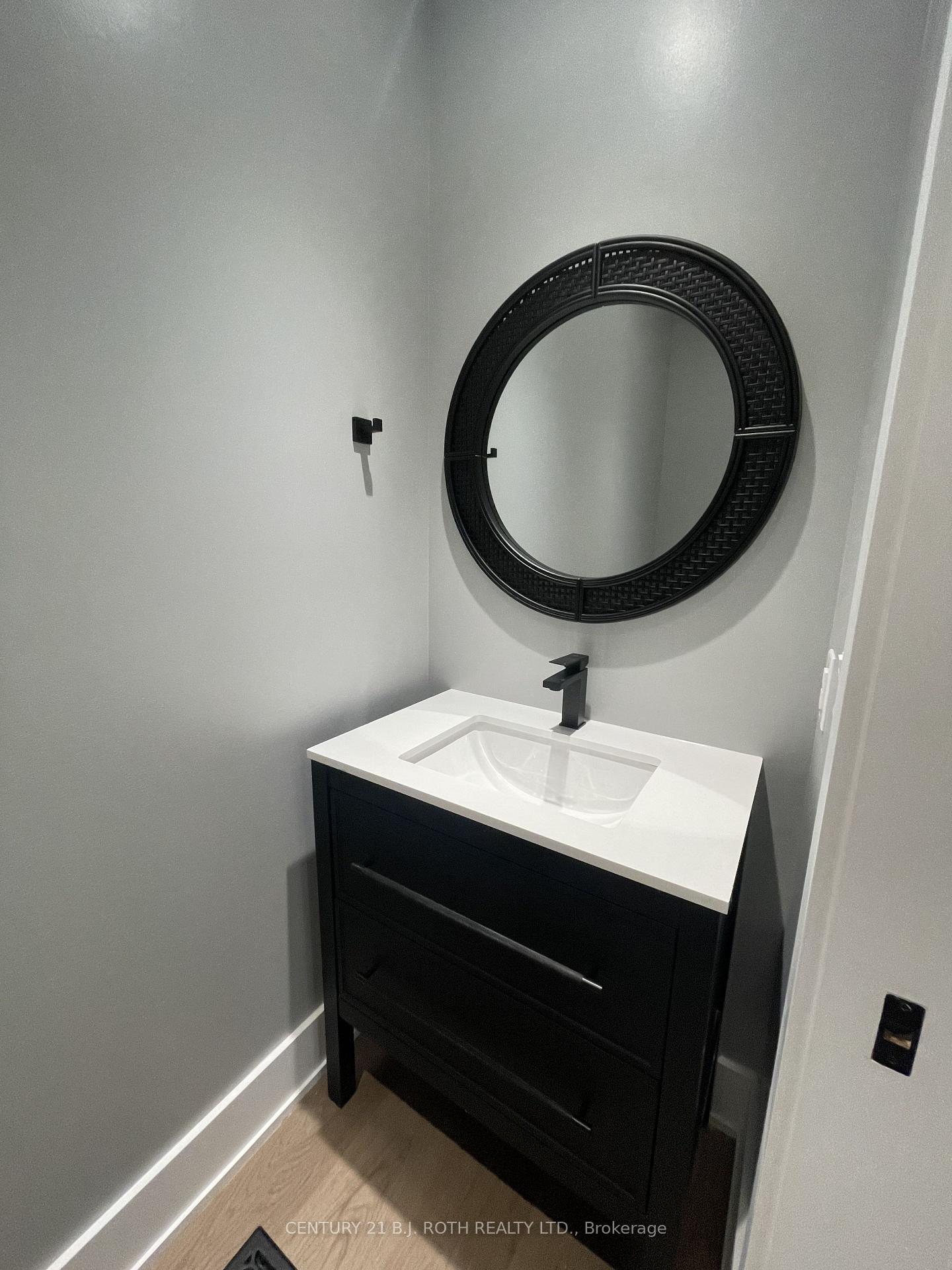 Photo 14 of 9 Bertram Drive, Springwater, Elmvale — HOMEH