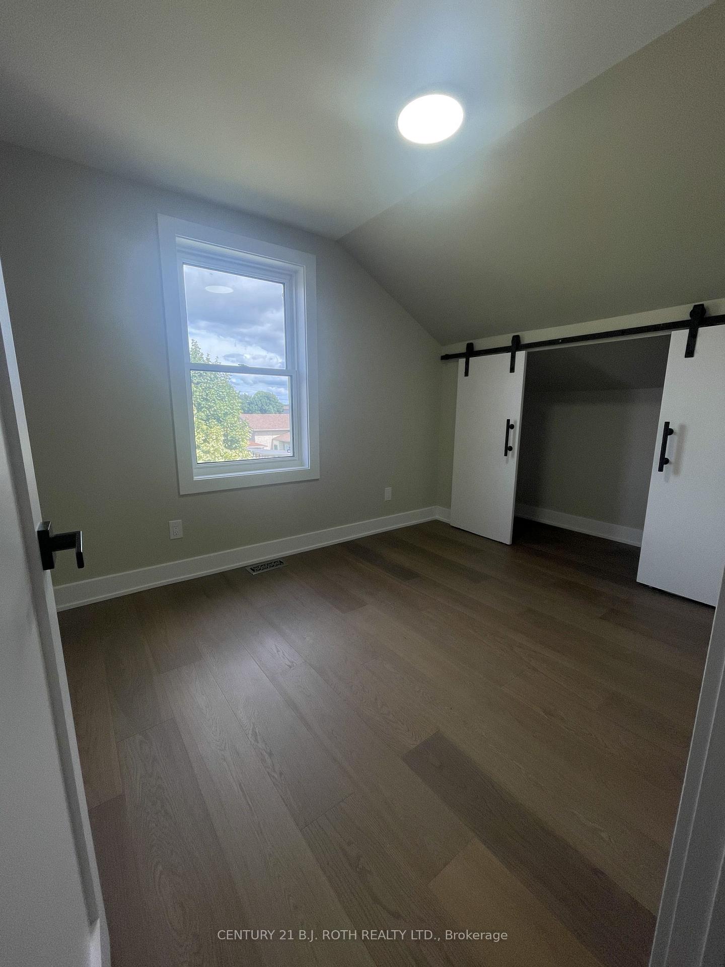 Photo 21 of 9 Bertram Drive, Springwater, Elmvale — HOMEH