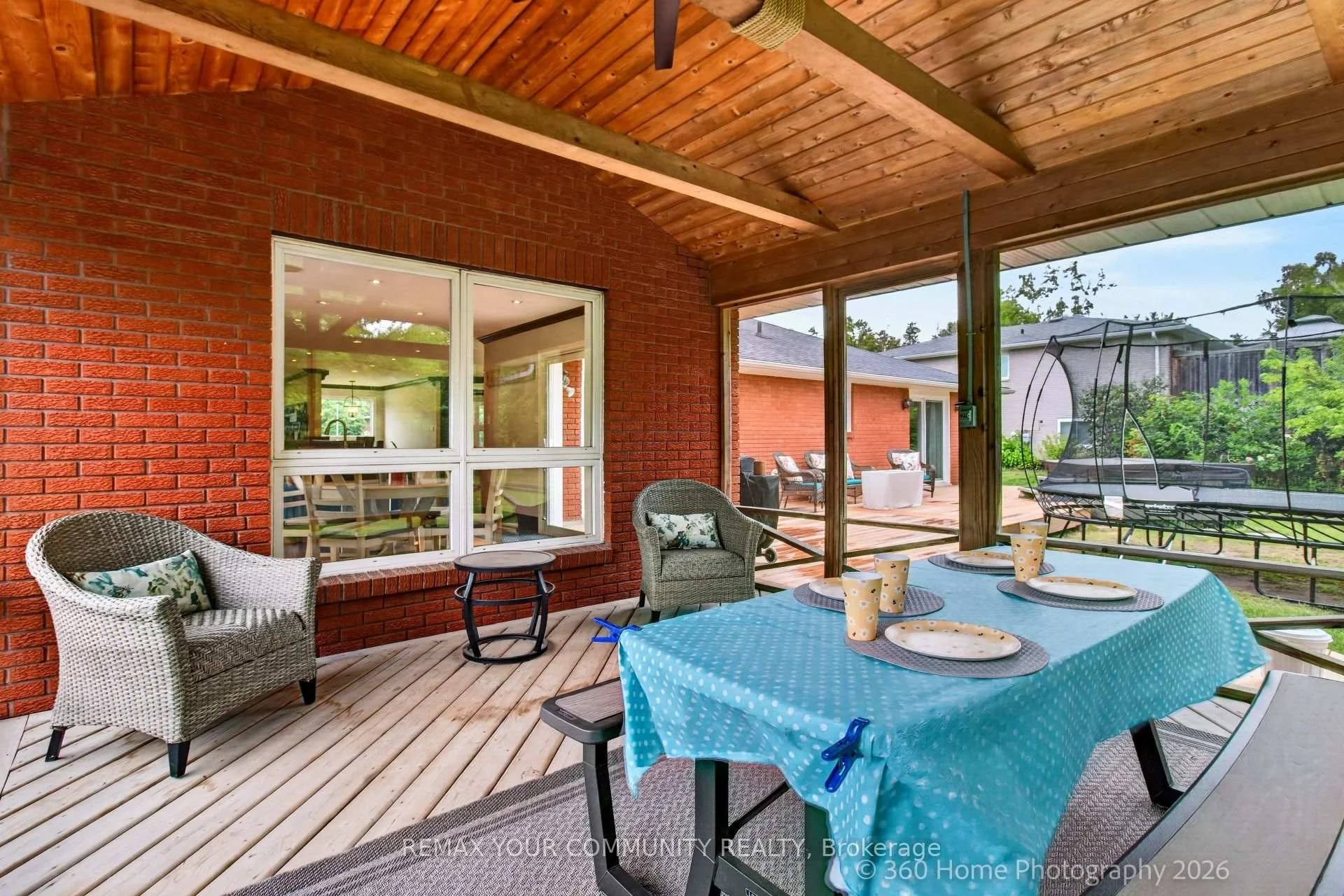 Photo 33 of 12 Cairns Boulevard, Springwater, Midhurst — HOMEH