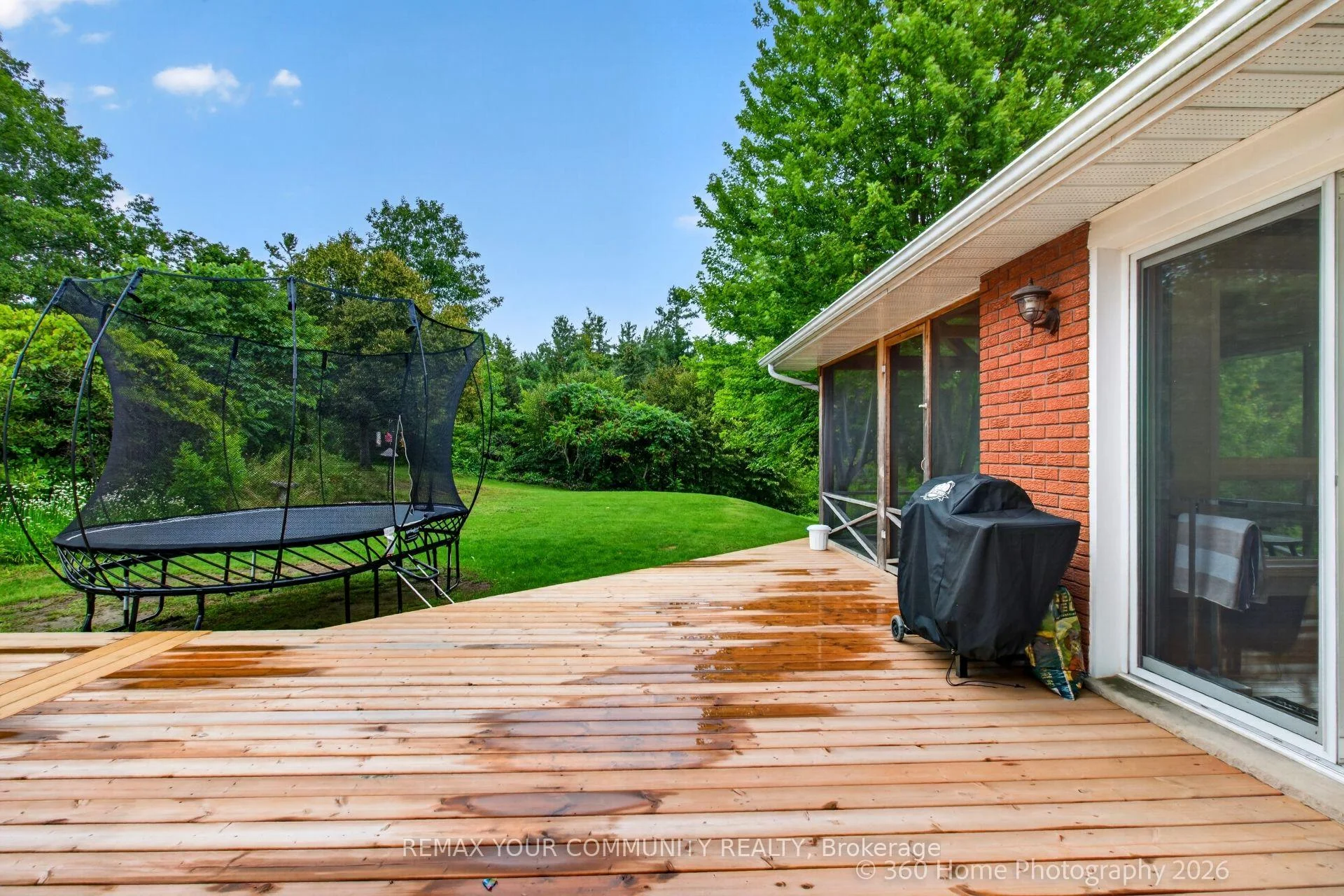 Photo 35 of 12 Cairns Boulevard, Springwater, Midhurst — HOMEH