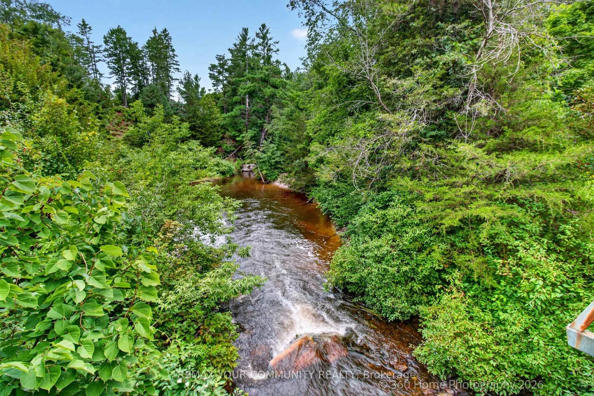 Photo 38 of 12 Cairns Boulevard, Springwater, Midhurst — HOMEH