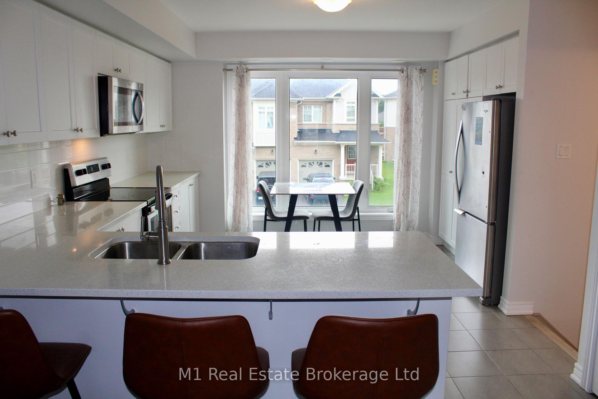 Photo 4 of Unit 25, 198 Law Drive, Guelph, Grange Road — HOMEH