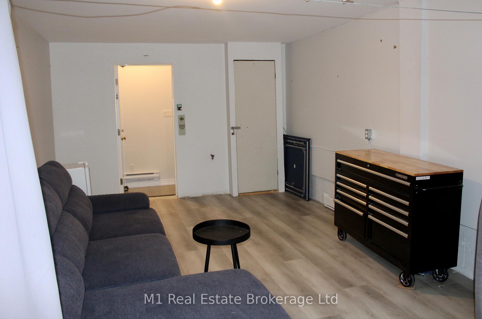 Photo 23 of Unit 25, 198 Law Drive, Guelph, Grange Road — HOMEH