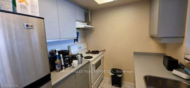 Photo 8 of Unit 511, 7 Concorde Place, North York, Banbury-Don Mills — HOMEH