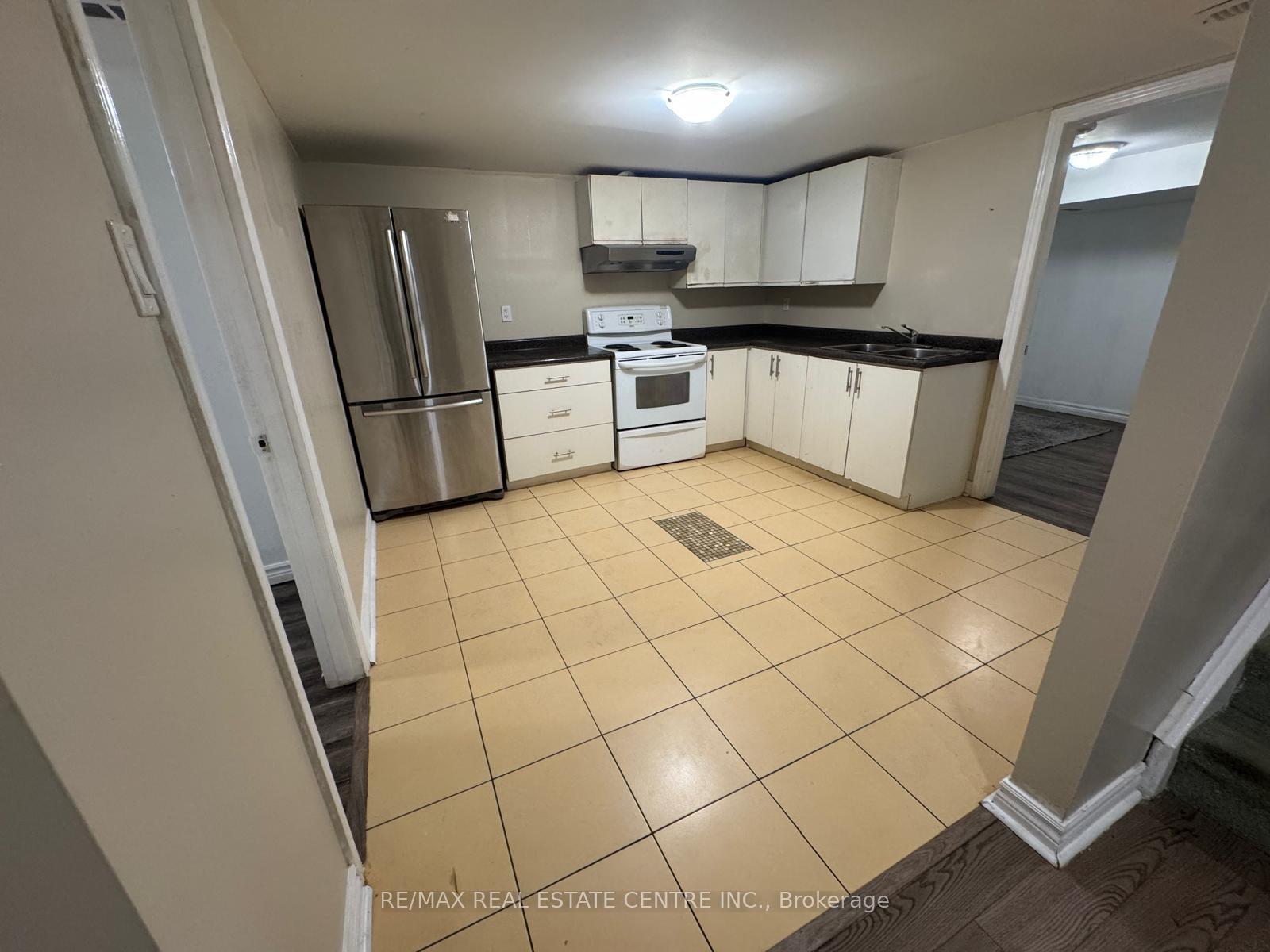 Photo 9 of Unit Basement, 546 Laurier Crescent, Pickering, Amberlea — HOMEH