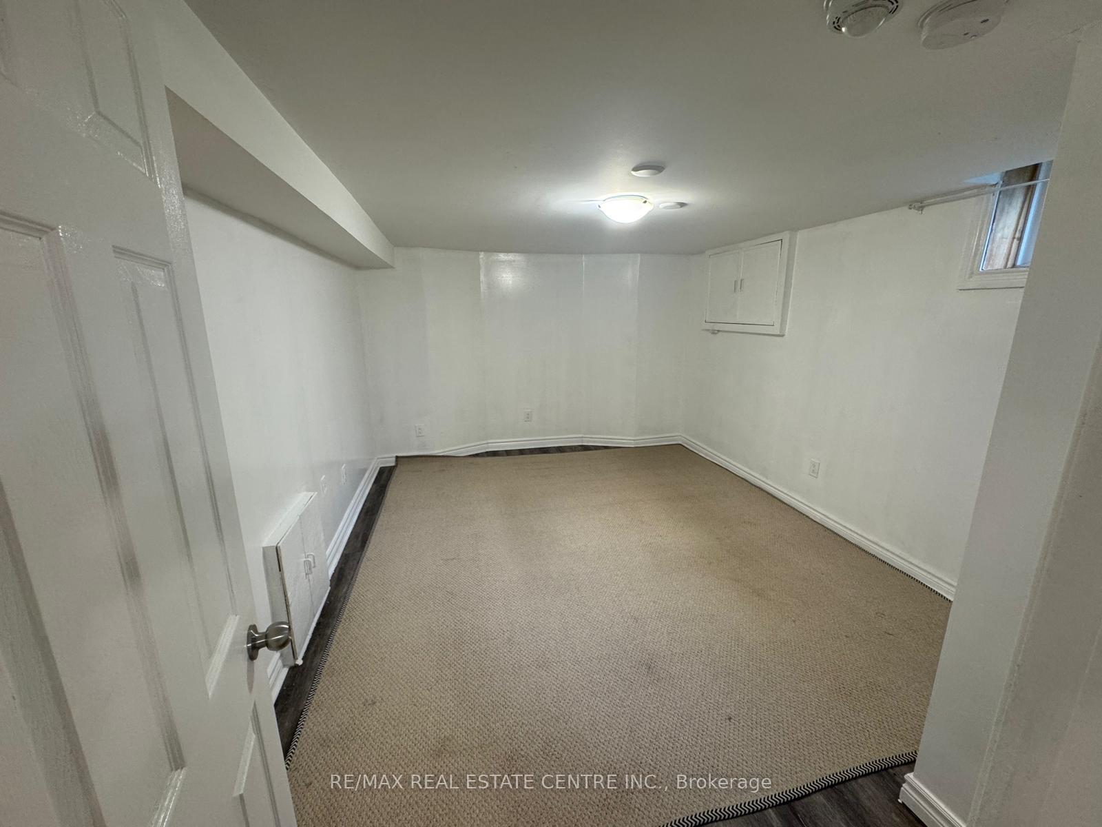 Photo 13 of Unit Basement, 546 Laurier Crescent, Pickering, Amberlea — HOMEH