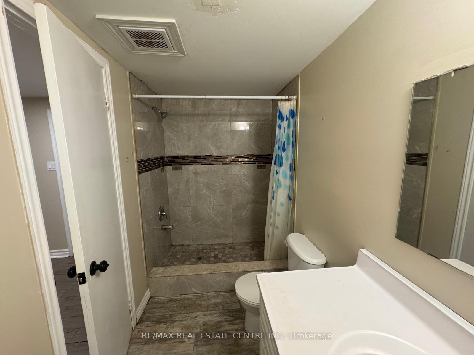 Photo 16 of Unit Basement, 546 Laurier Crescent, Pickering, Amberlea — HOMEH