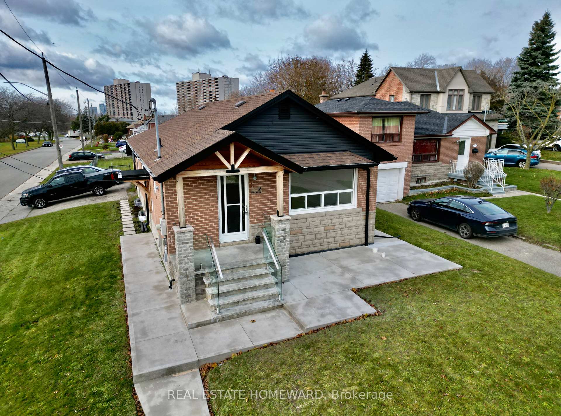 Photo 2 of Unit Lower, 2 Harris Park Drive, Scarborough, Clairlea-Birchmount — HOMEH