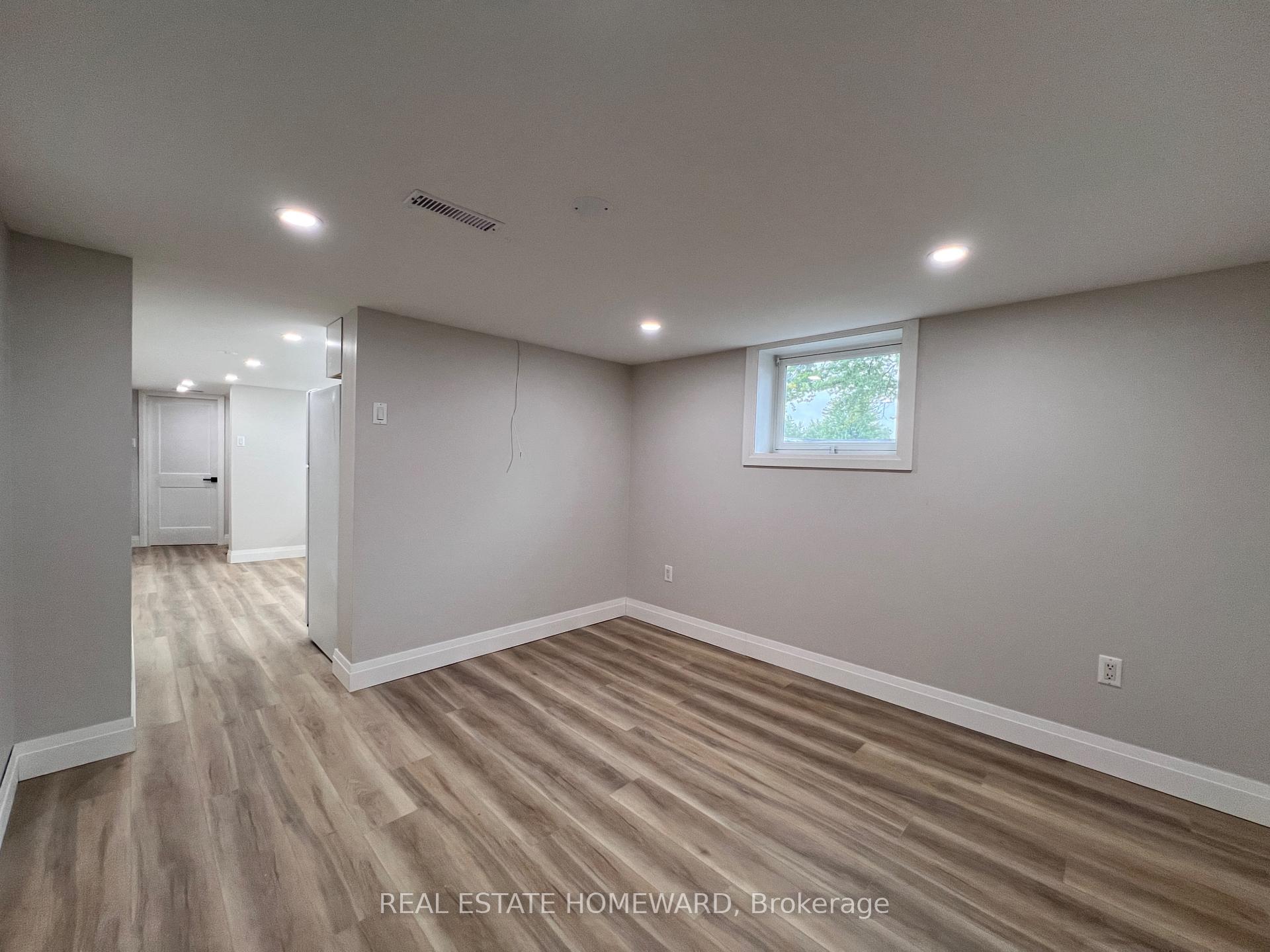 Photo 26 of Unit Lower, 2 Harris Park Drive, Scarborough, Clairlea-Birchmount — HOMEH