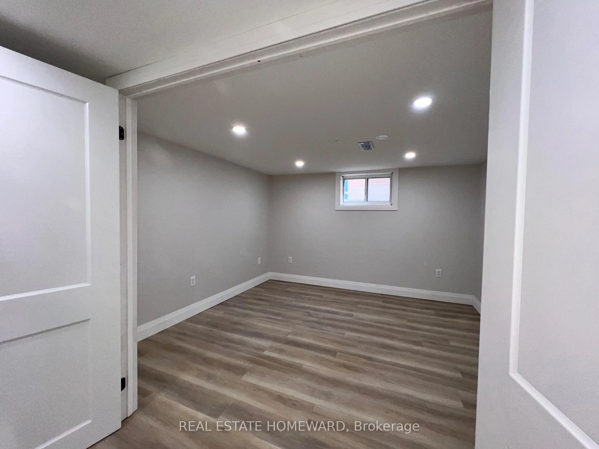 Photo 19 of Unit Lower, 2 Harris Park Drive, Scarborough, Clairlea-Birchmount — HOMEH