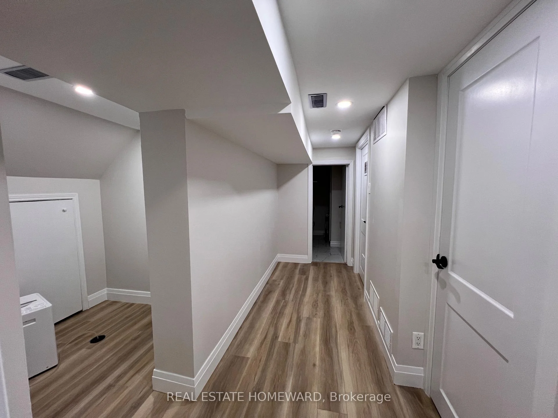 Photo 34 of Unit Lower, 2 Harris Park Drive, Scarborough, Clairlea-Birchmount — HOMEH