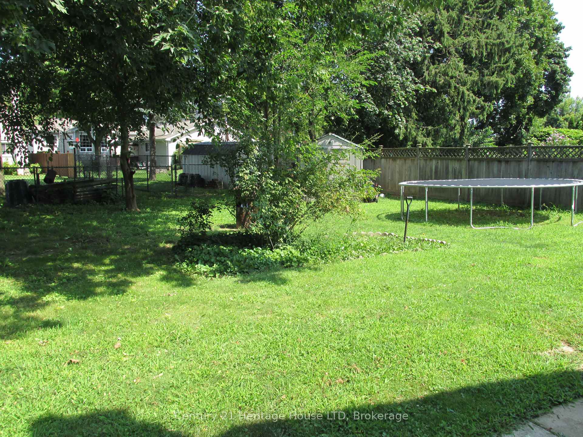 Photo 2 of 3 Melba Road, St. Catharines, Carlton/Bunting — HOMEH