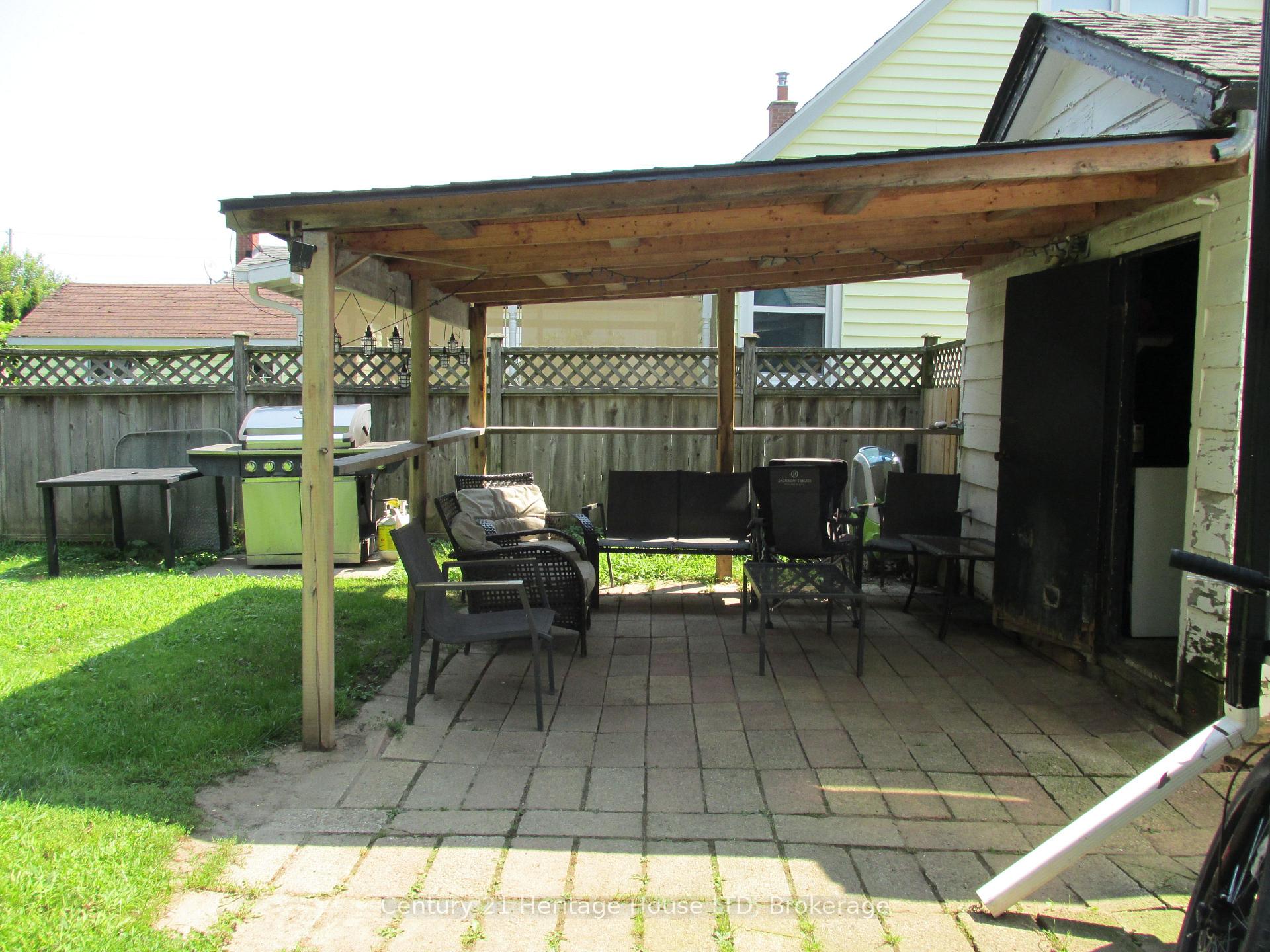 Photo 3 of 3 Melba Road, St. Catharines, Carlton/Bunting — HOMEH