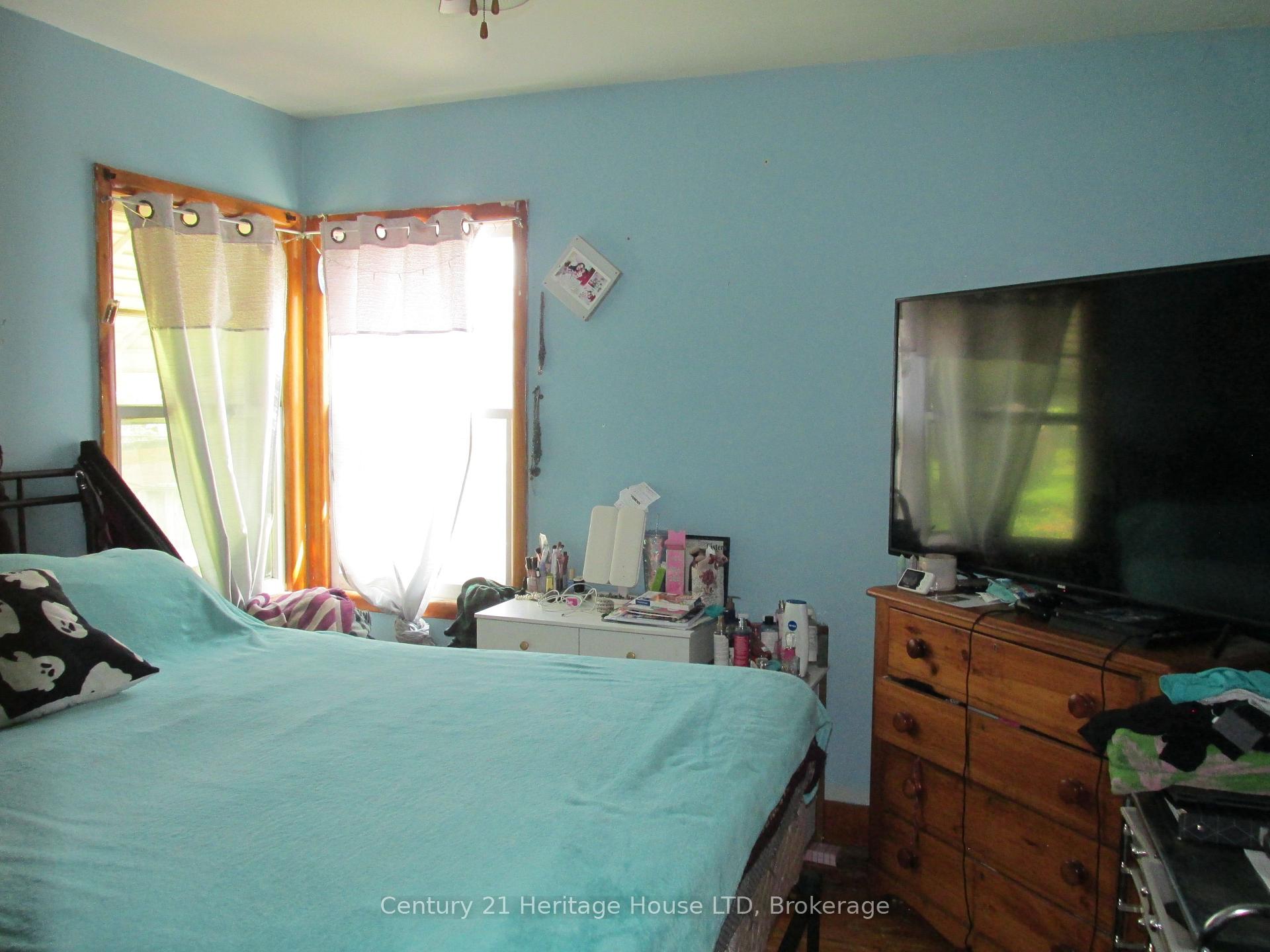 Photo 10 of 3 Melba Road, St. Catharines, Carlton/Bunting — HOMEH