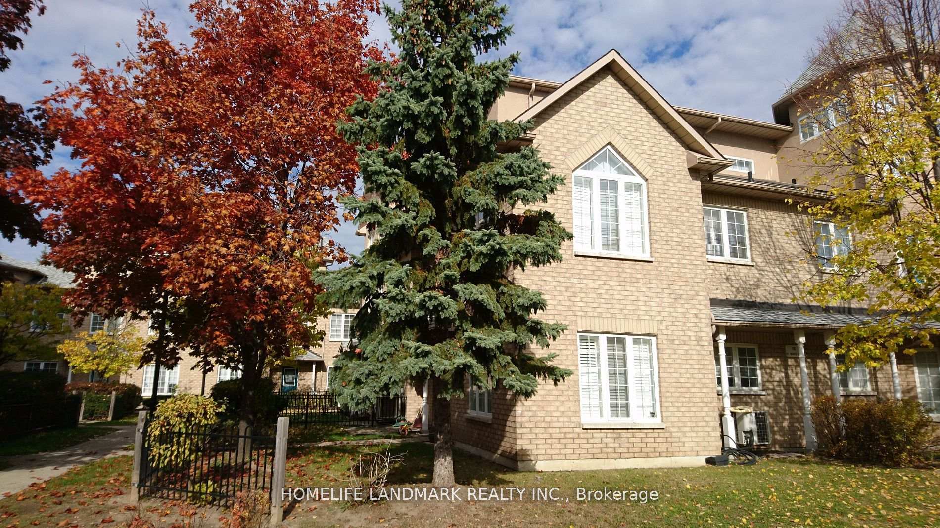 Photo 1 of Unit 13A, 18 St. Moritz Way, Markham, Unionville — HOMEH