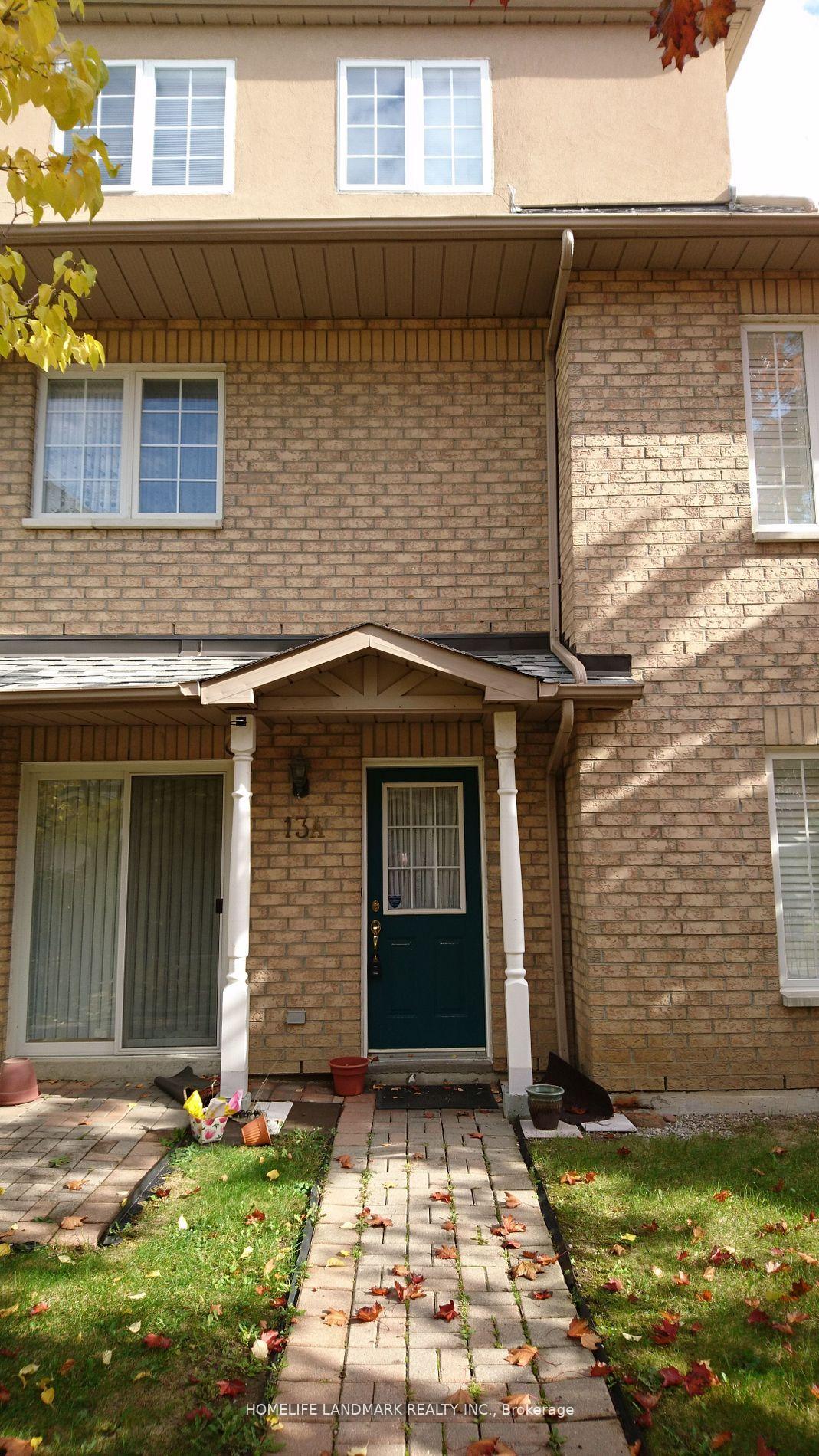 Photo 2 of Unit 13A, 18 St. Moritz Way, Markham, Unionville — HOMEH