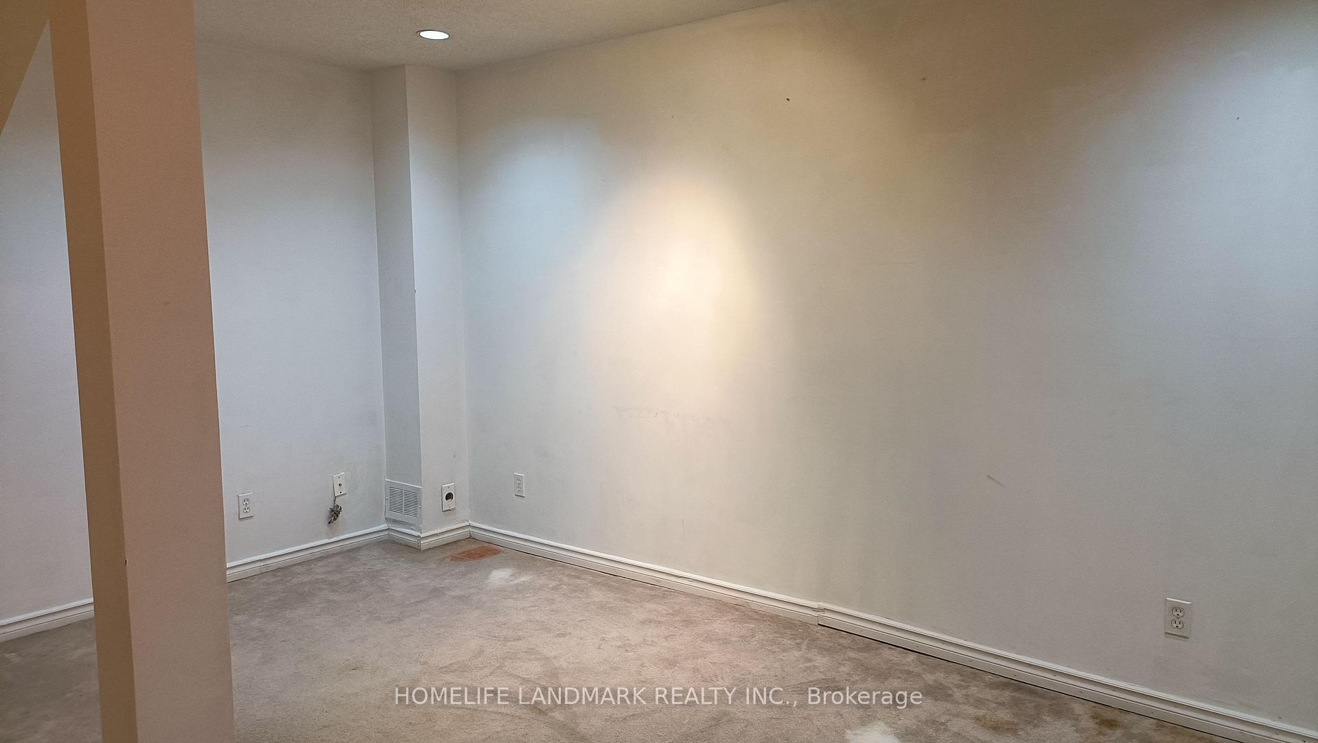 Photo 12 of Unit 13A, 18 St. Moritz Way, Markham, Unionville — HOMEH