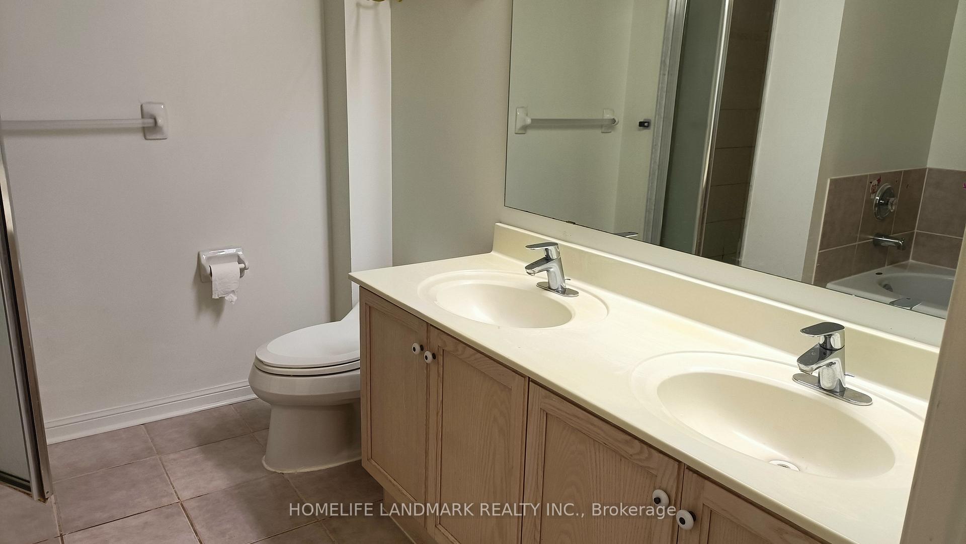 Photo 14 of Unit 13A, 18 St. Moritz Way, Markham, Unionville — HOMEH