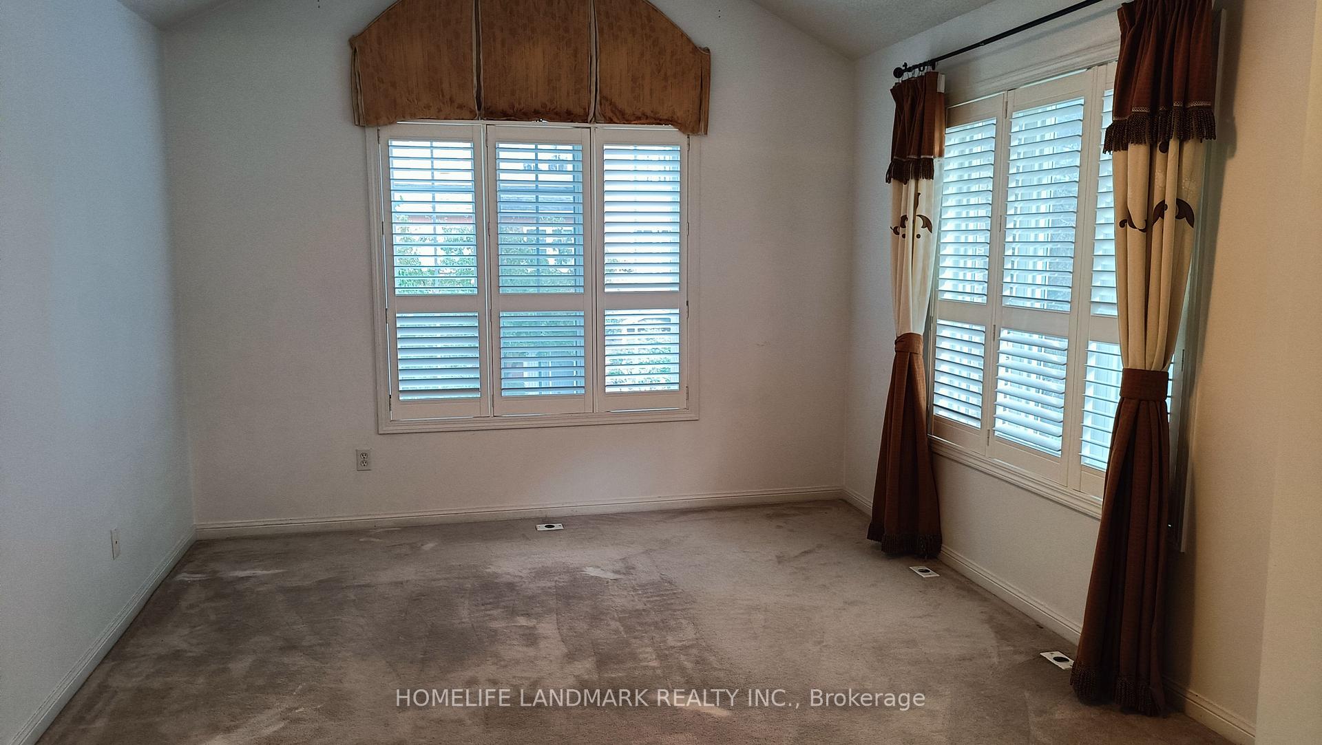 Photo 22 of Unit 13A, 18 St. Moritz Way, Markham, Unionville — HOMEH