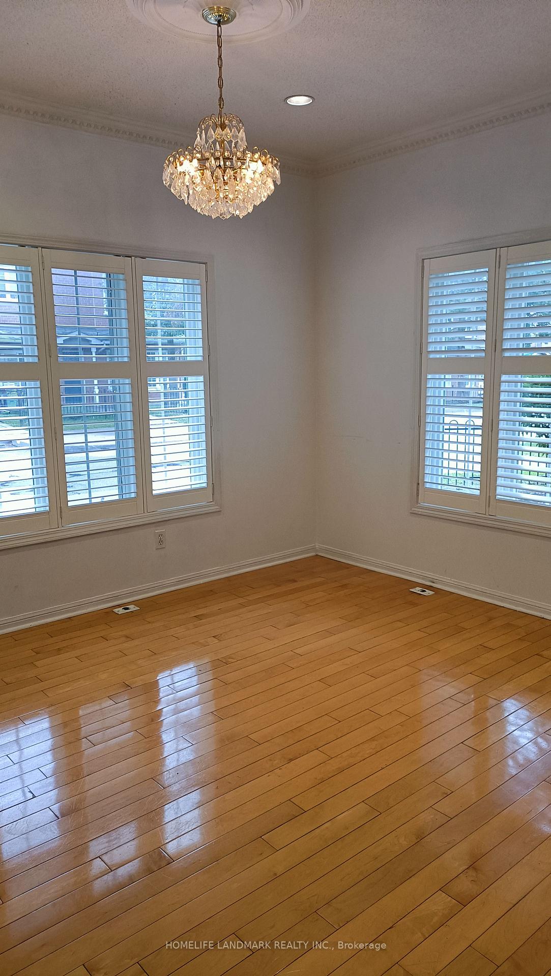 Photo 18 of Unit 13A, 18 St. Moritz Way, Markham, Unionville — HOMEH