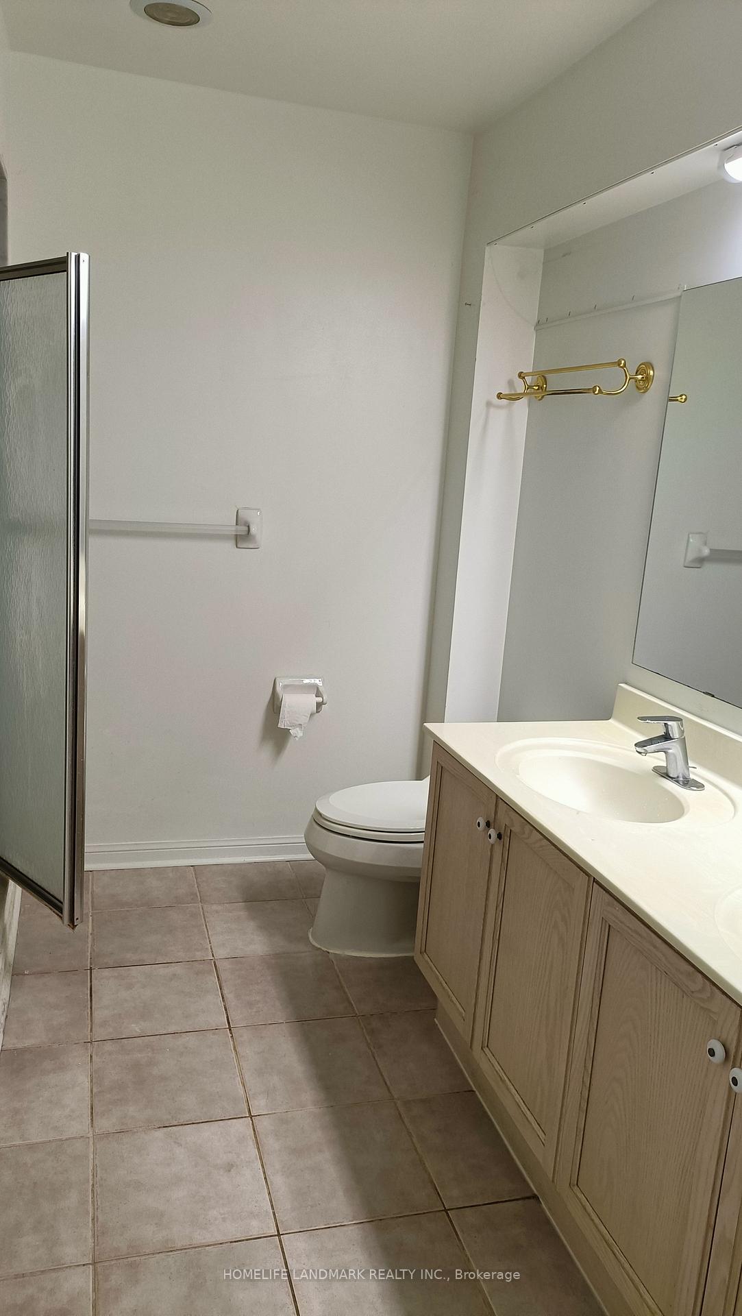 Photo 25 of Unit 13A, 18 St. Moritz Way, Markham, Unionville — HOMEH