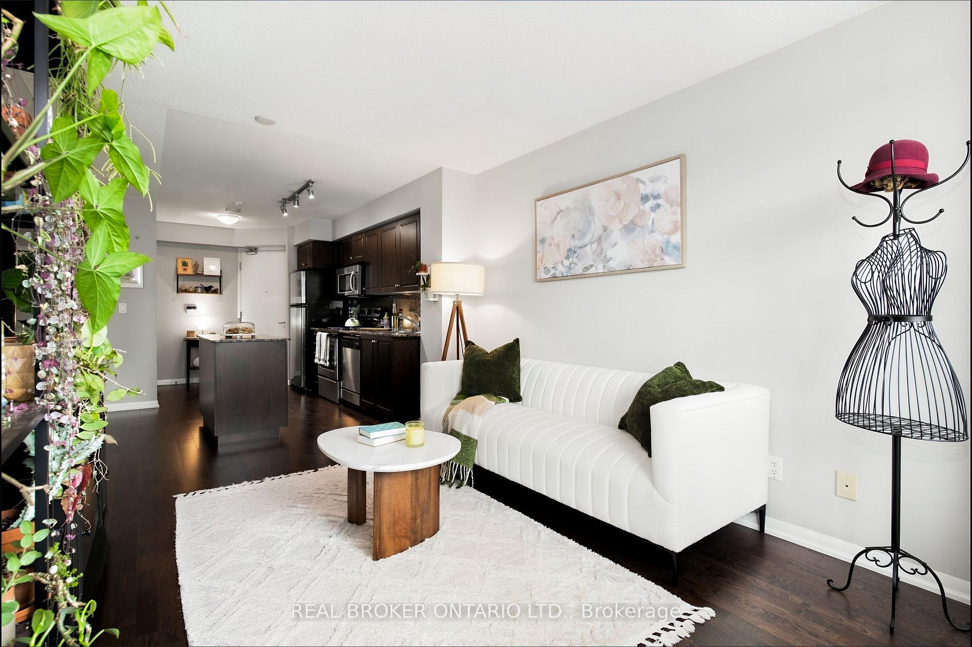 Photo of Unit 1312, 215 Fort York Boulevard