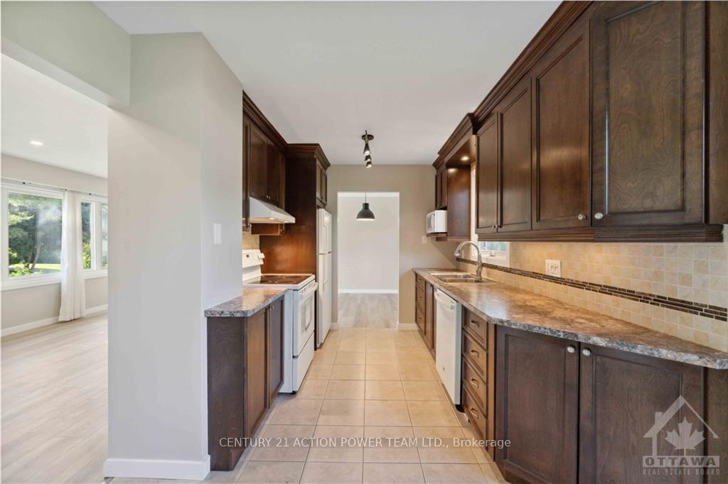 Photo 5 of Unit A, 1776 Grey Nuns Drive, Ottawa, Convent Glen South — HOMEH