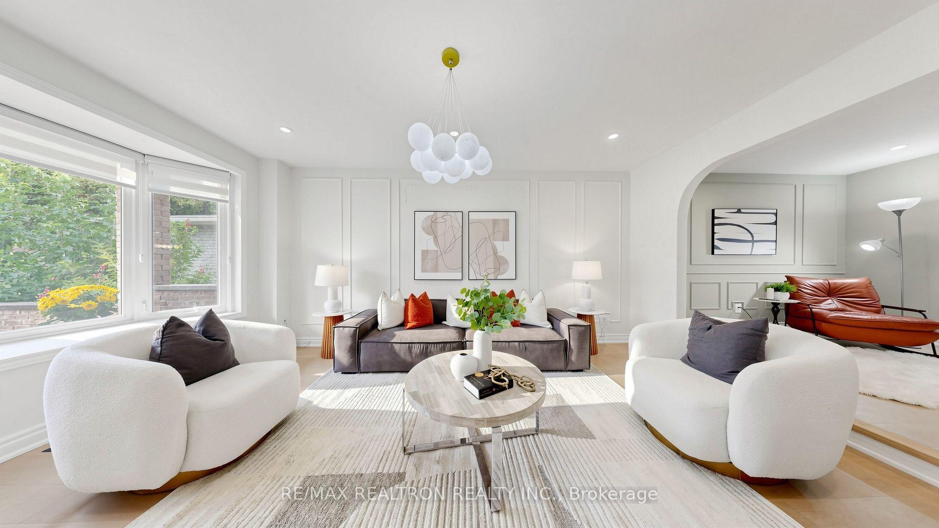 Photo 7 of 21 Greentree Road, Markham, Unionville — HOMEH